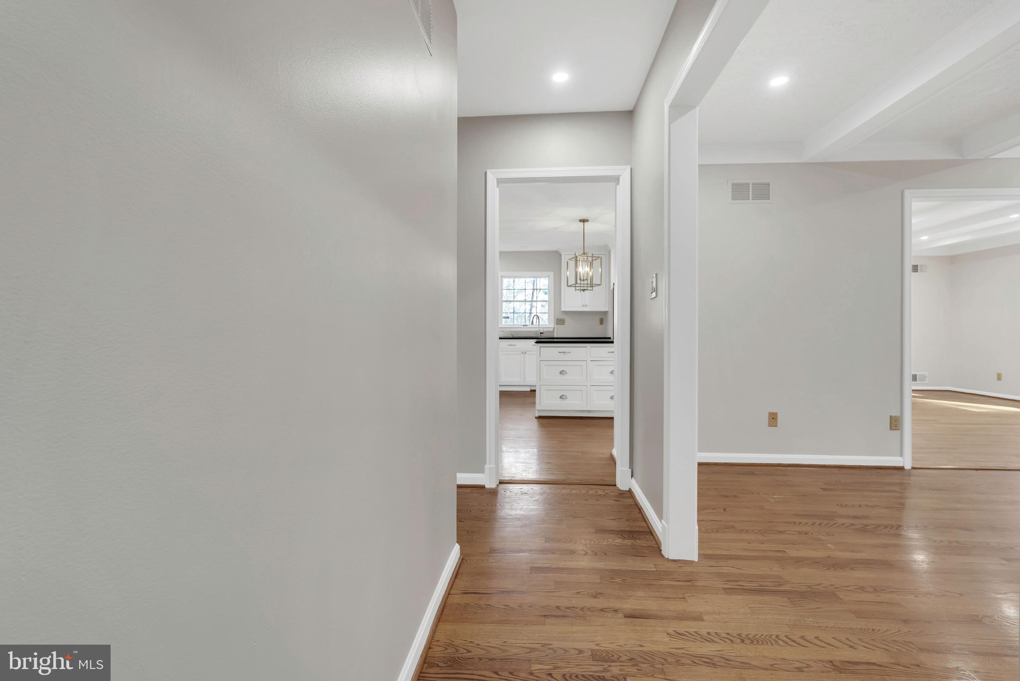 POTOMAC OUTSIDE - Residential Lease