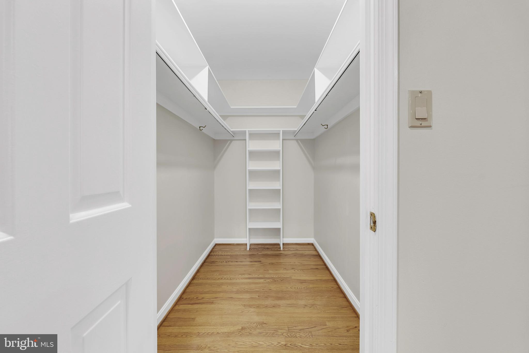 POTOMAC OUTSIDE - Residential Lease