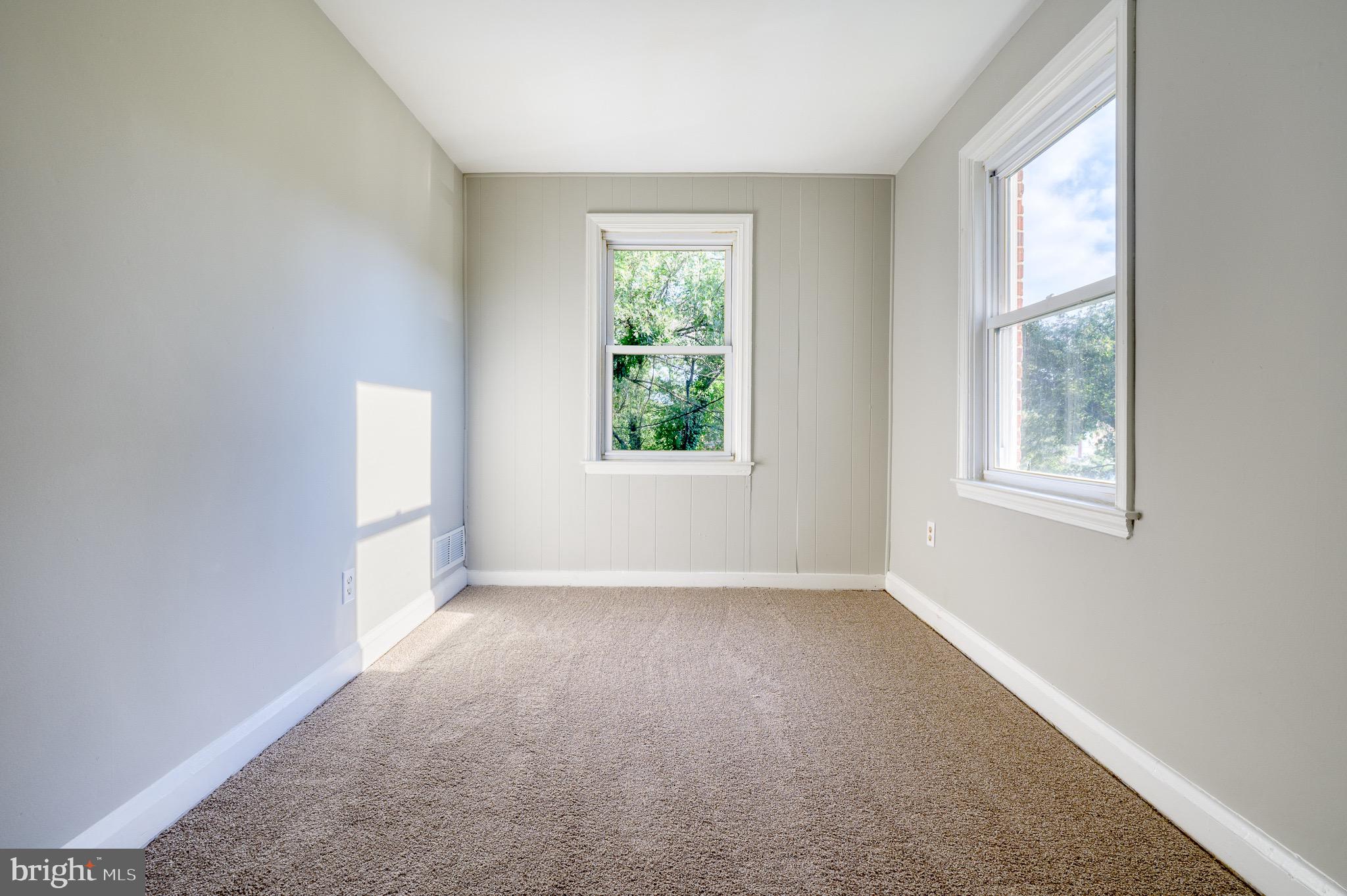 YALE HEIGHTS - Residential