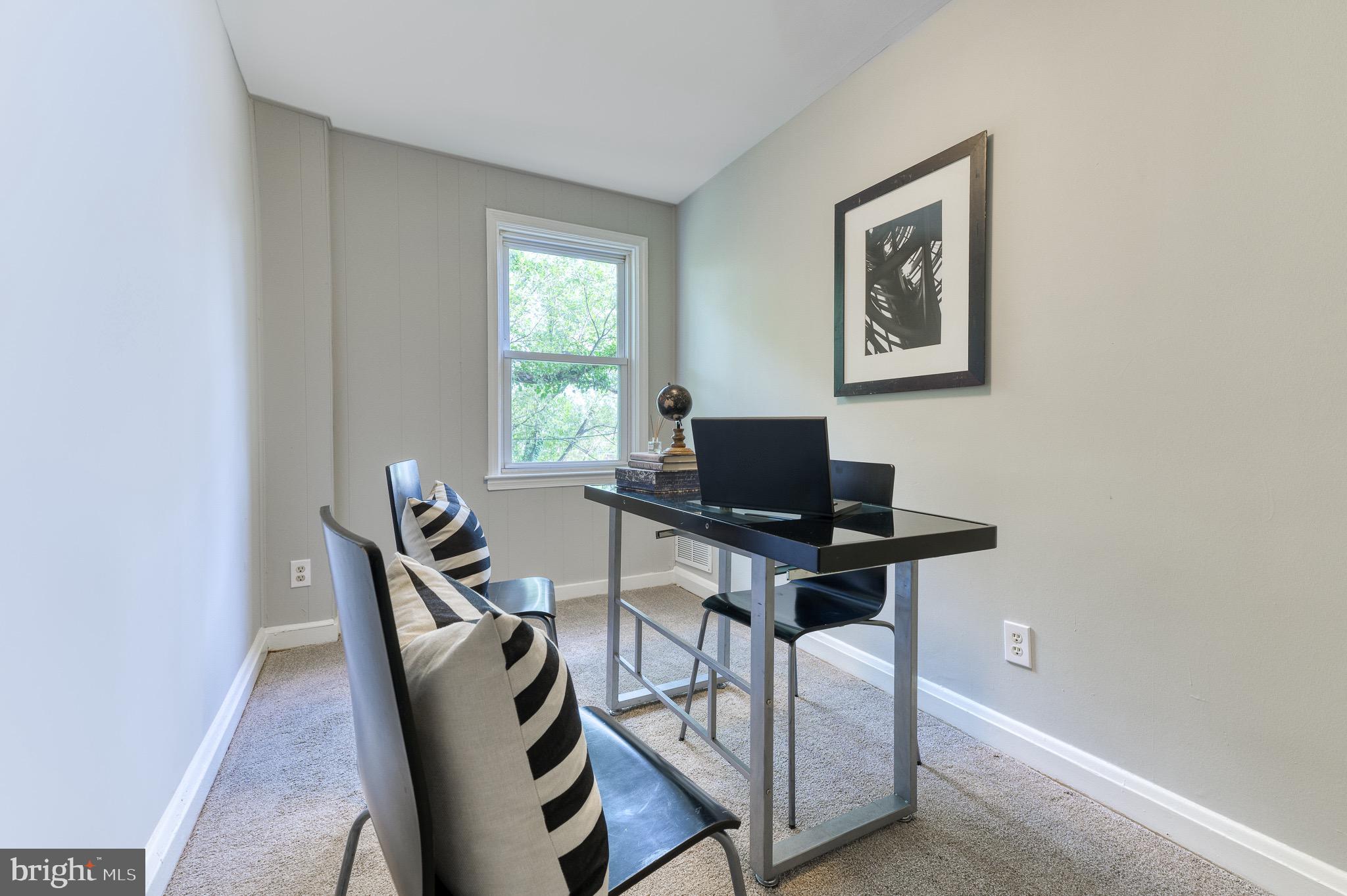 YALE HEIGHTS - Residential