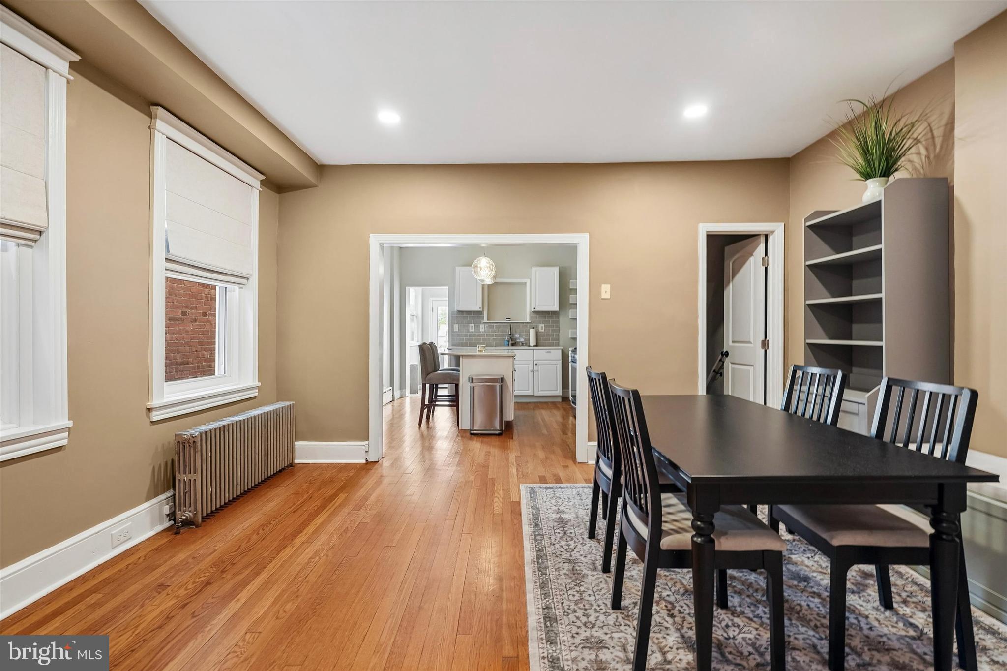 138 W 3RD AVENUE