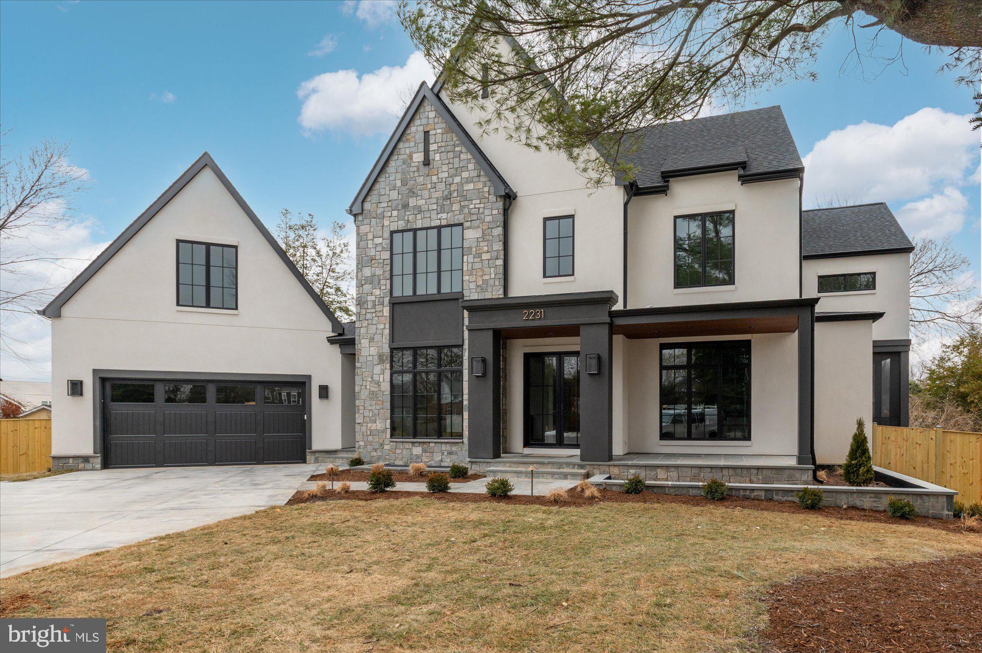 2231 N TUCKAHOE STREET