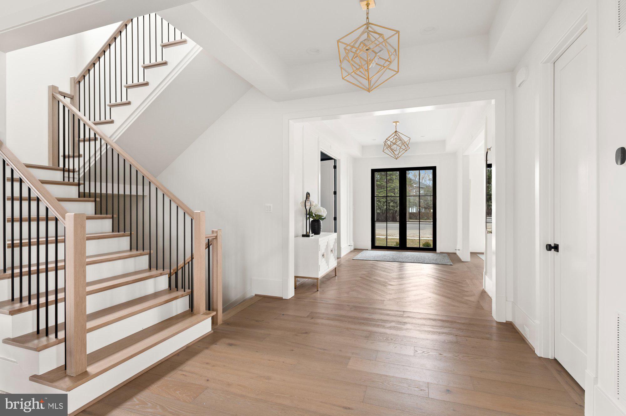 2231 N TUCKAHOE STREET