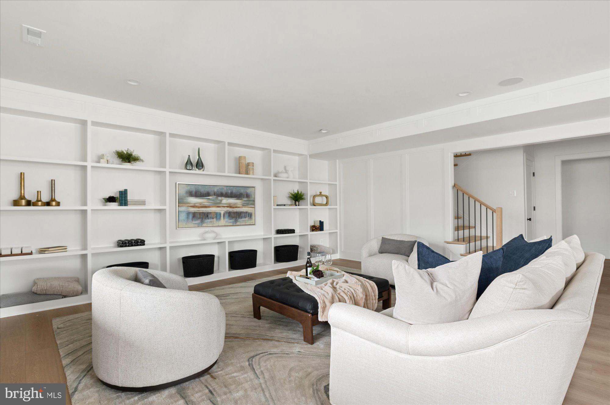 WESTMORE GARDENS - Residential