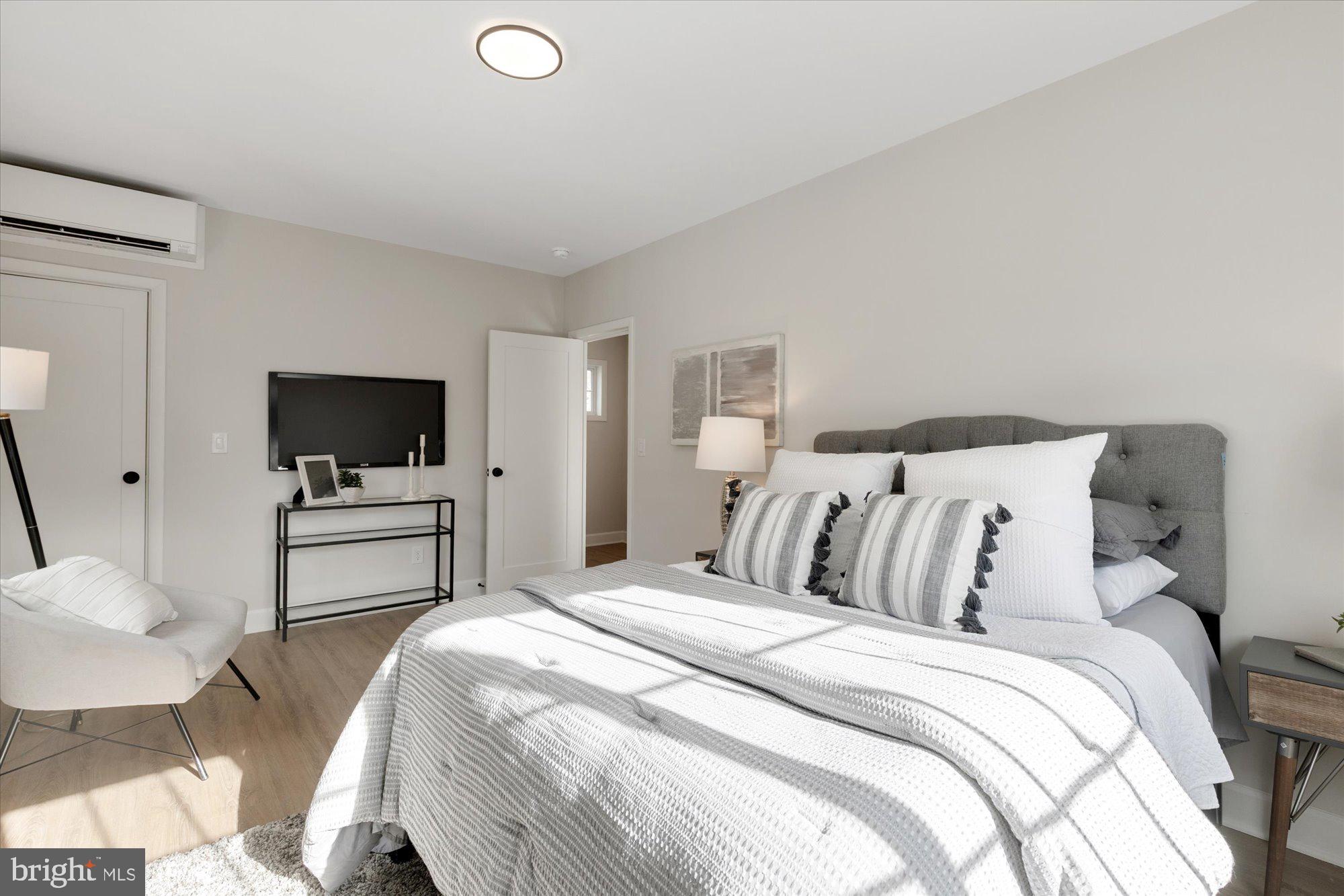 PARK  FAIRFAX - Residential