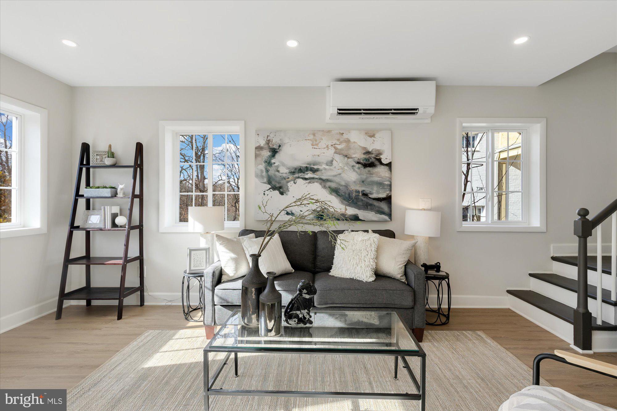 PARK  FAIRFAX - Residential