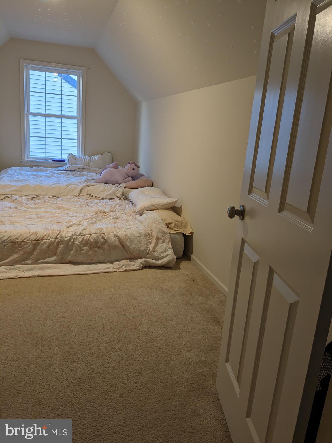 HAMLET SQUARE - Residential Lease