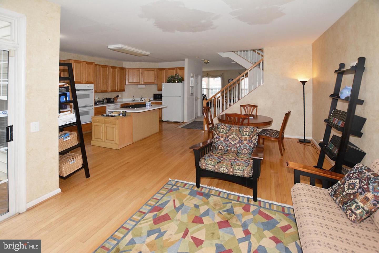 4025 SHAUGHNESSY COURT