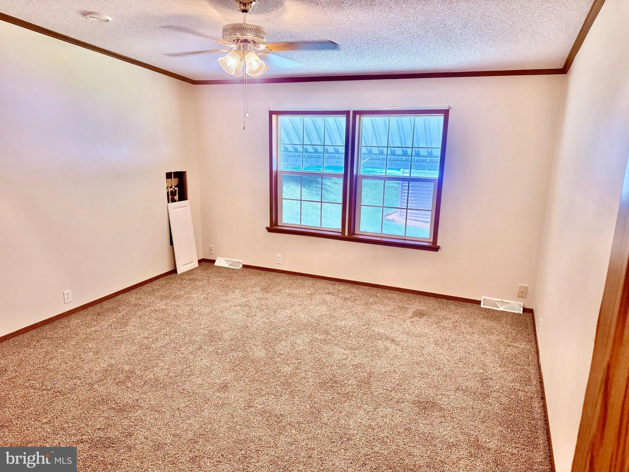 Fayetteville, Pennsylvania 17222, United States, 3 Bedrooms Bedrooms, ,3 BathroomsBathrooms,Residential,Contingent,157417