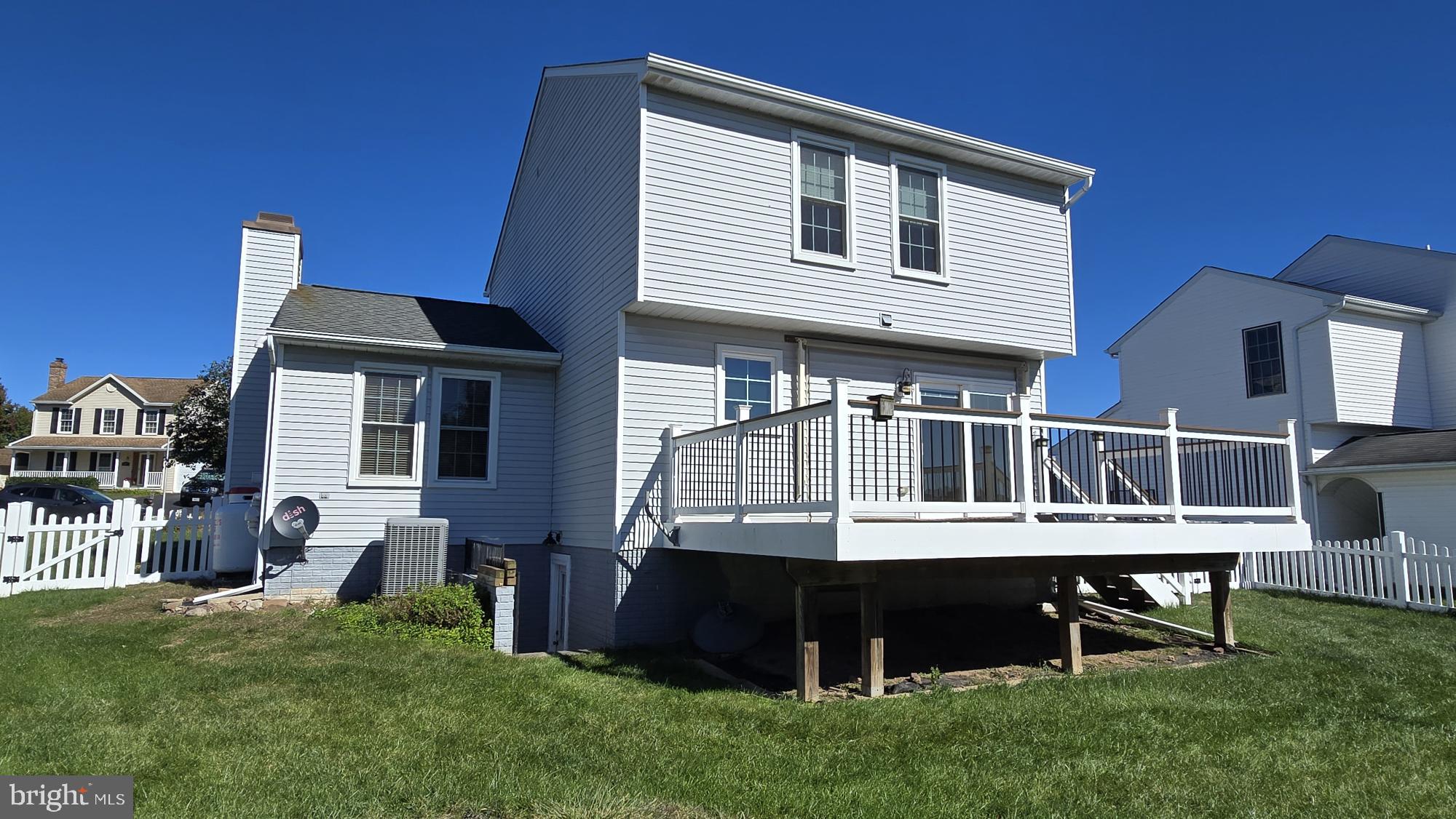 203 WESTVIEW DRIVE
