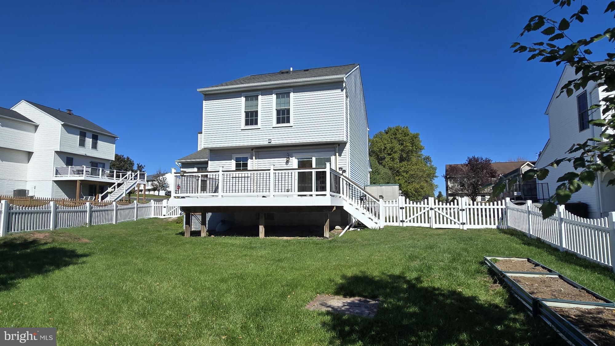 203 WESTVIEW DRIVE