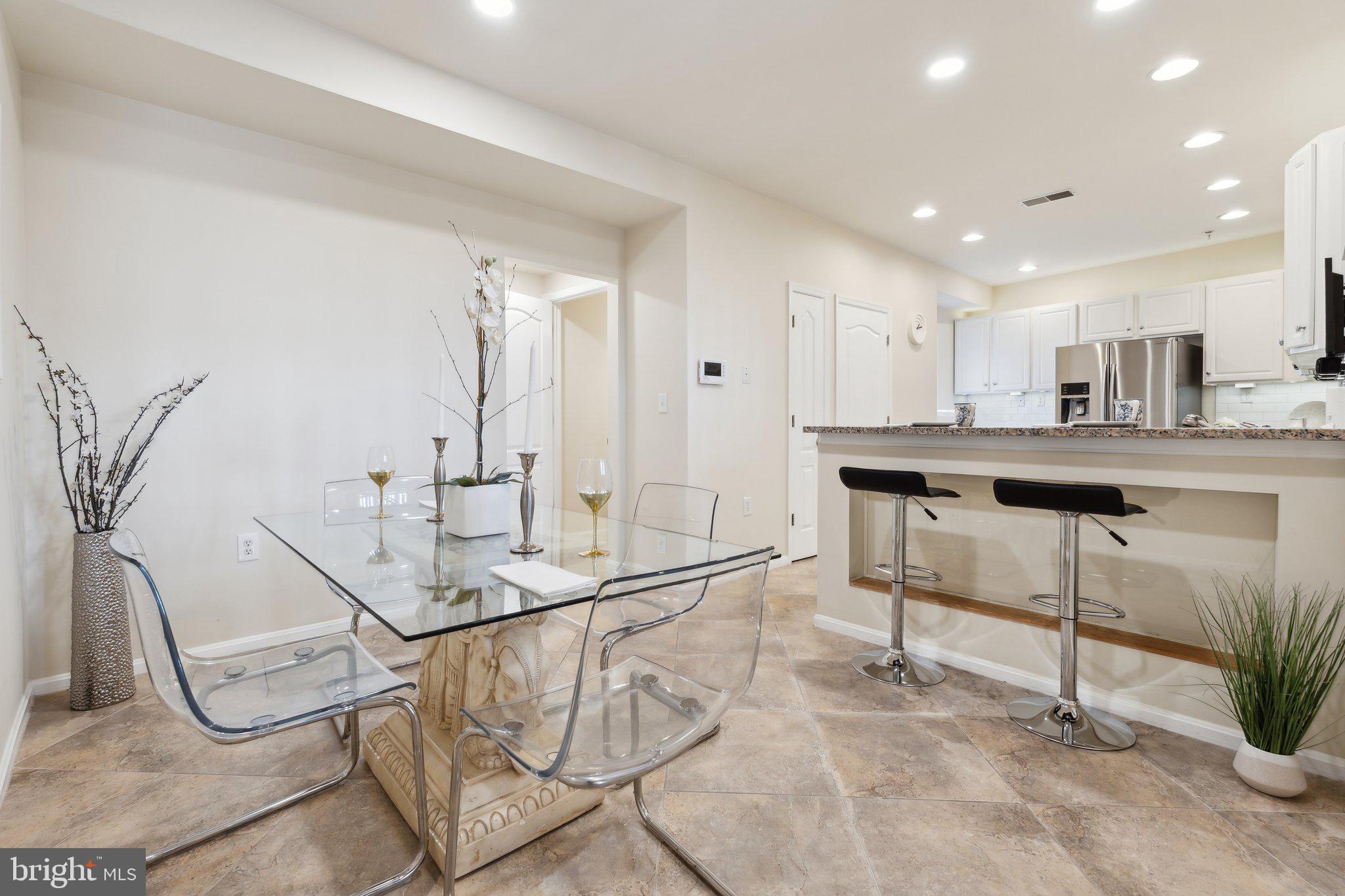 VILLAGE OF CHESAPEAKE HARBOUR - Residential
