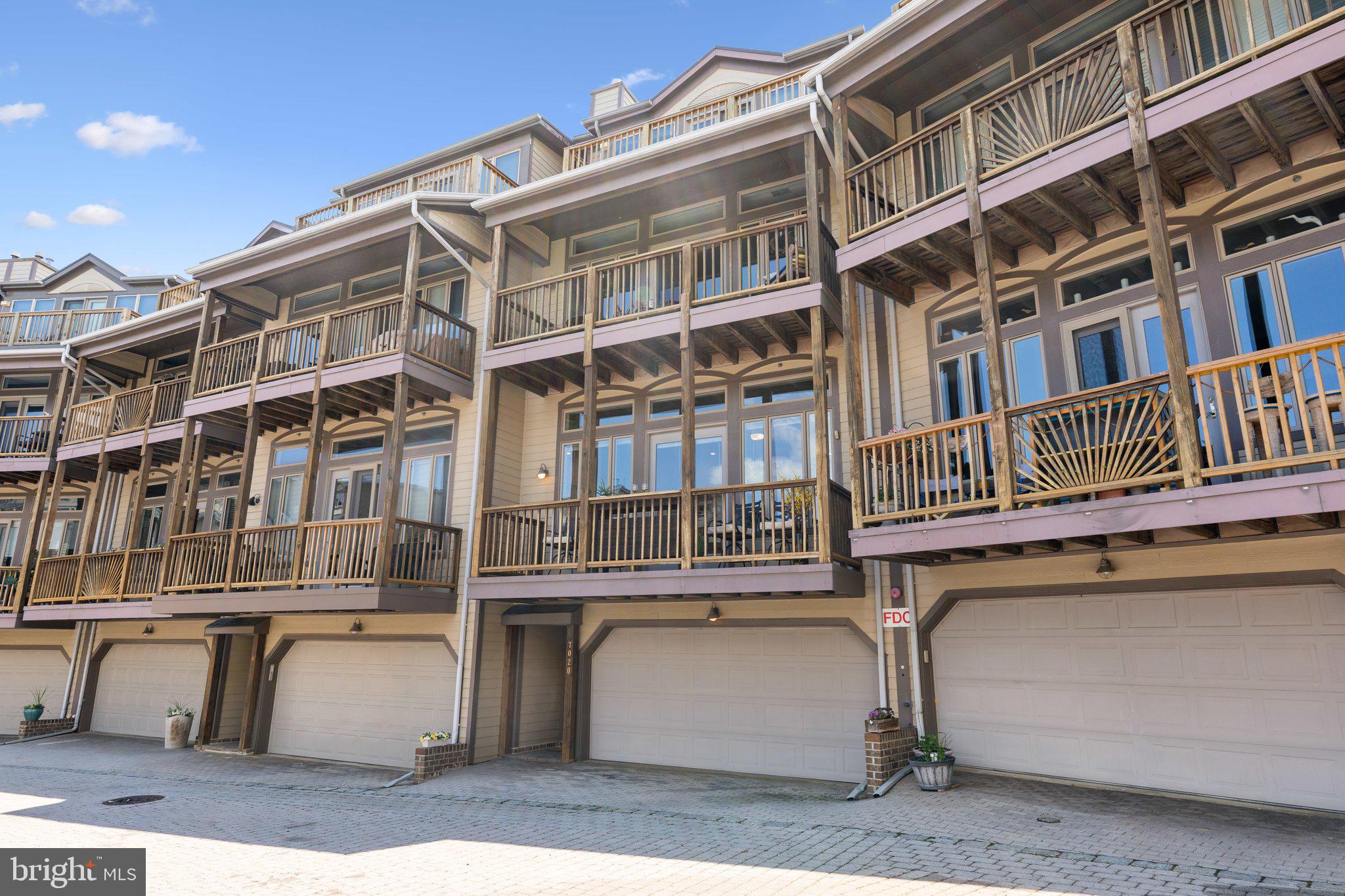 VILLAGE OF CHESAPEAKE HARBOUR - Residential
