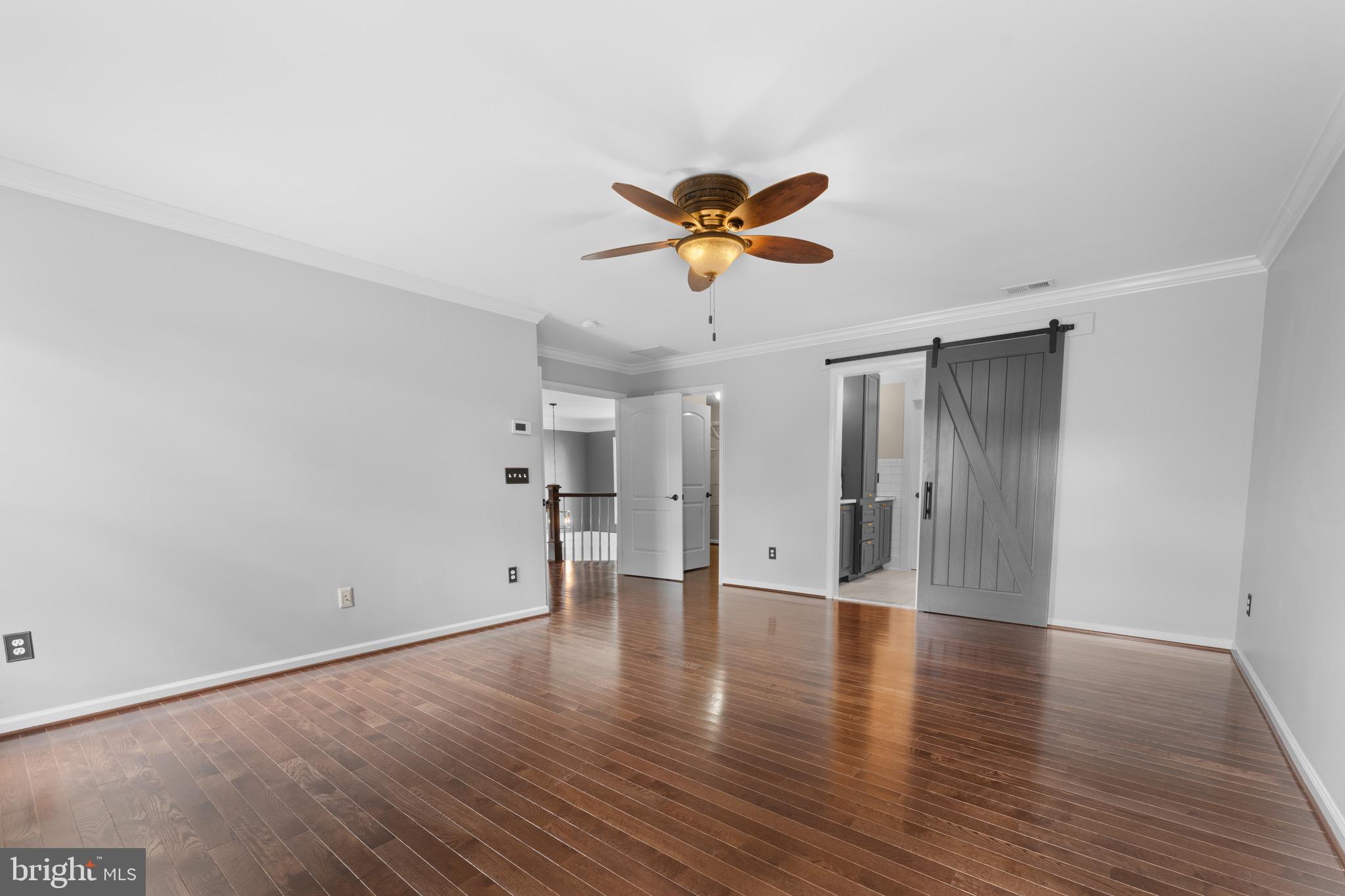 COUNTRY CLUB ESTATES - Residential