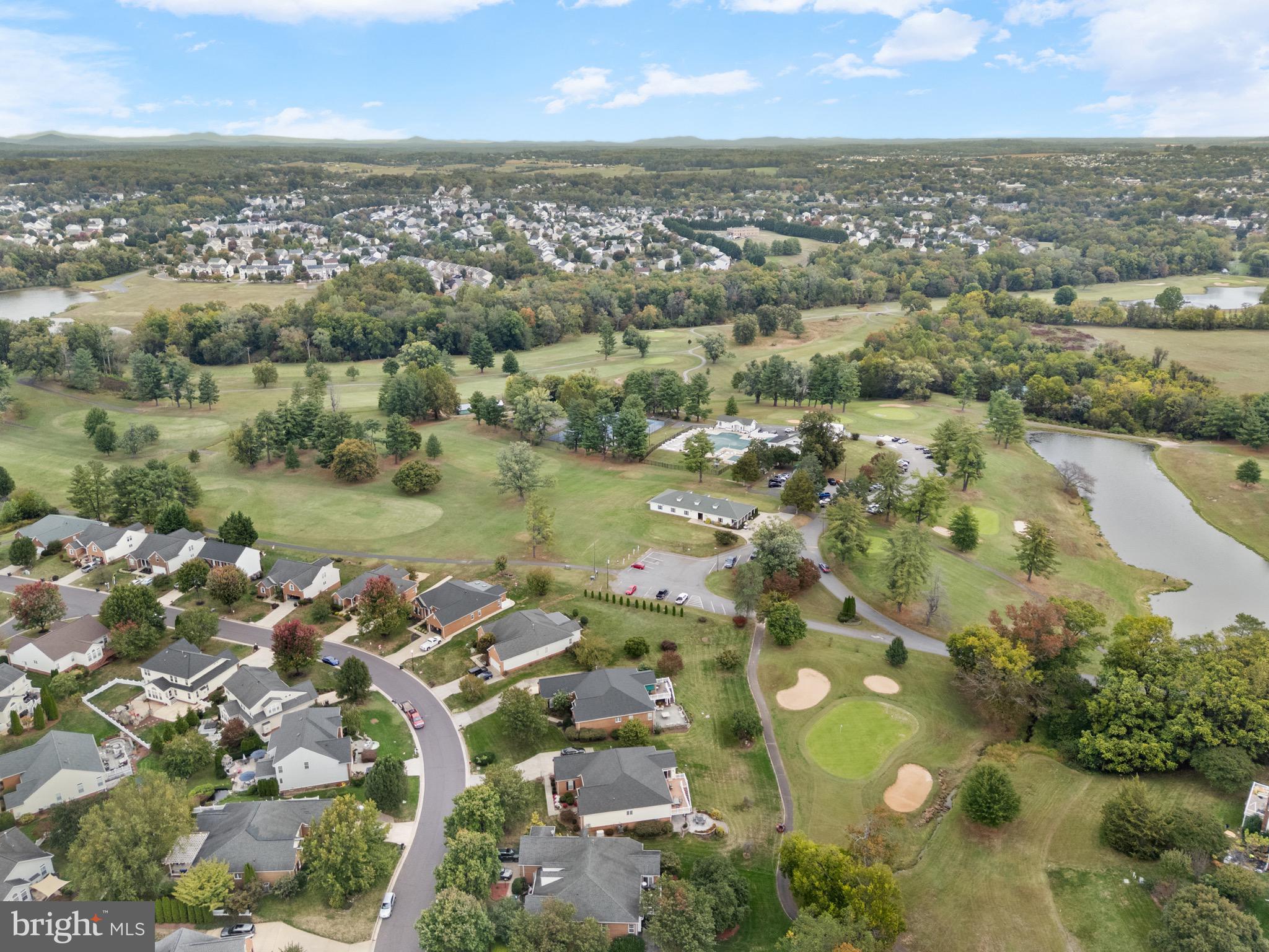 COUNTRY CLUB ESTATES - Residential