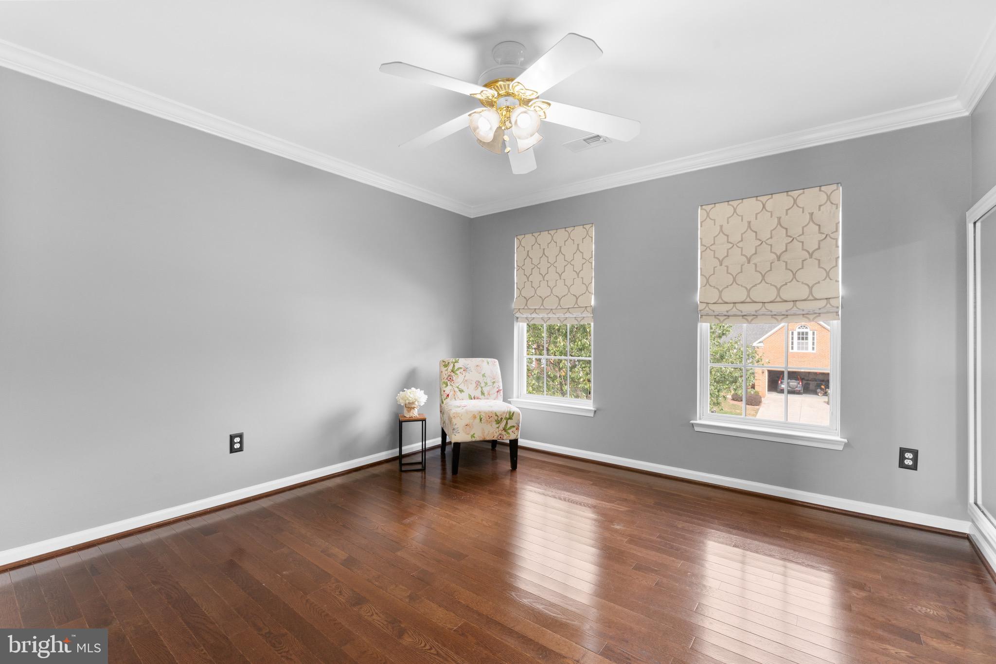 COUNTRY CLUB ESTATES - Residential