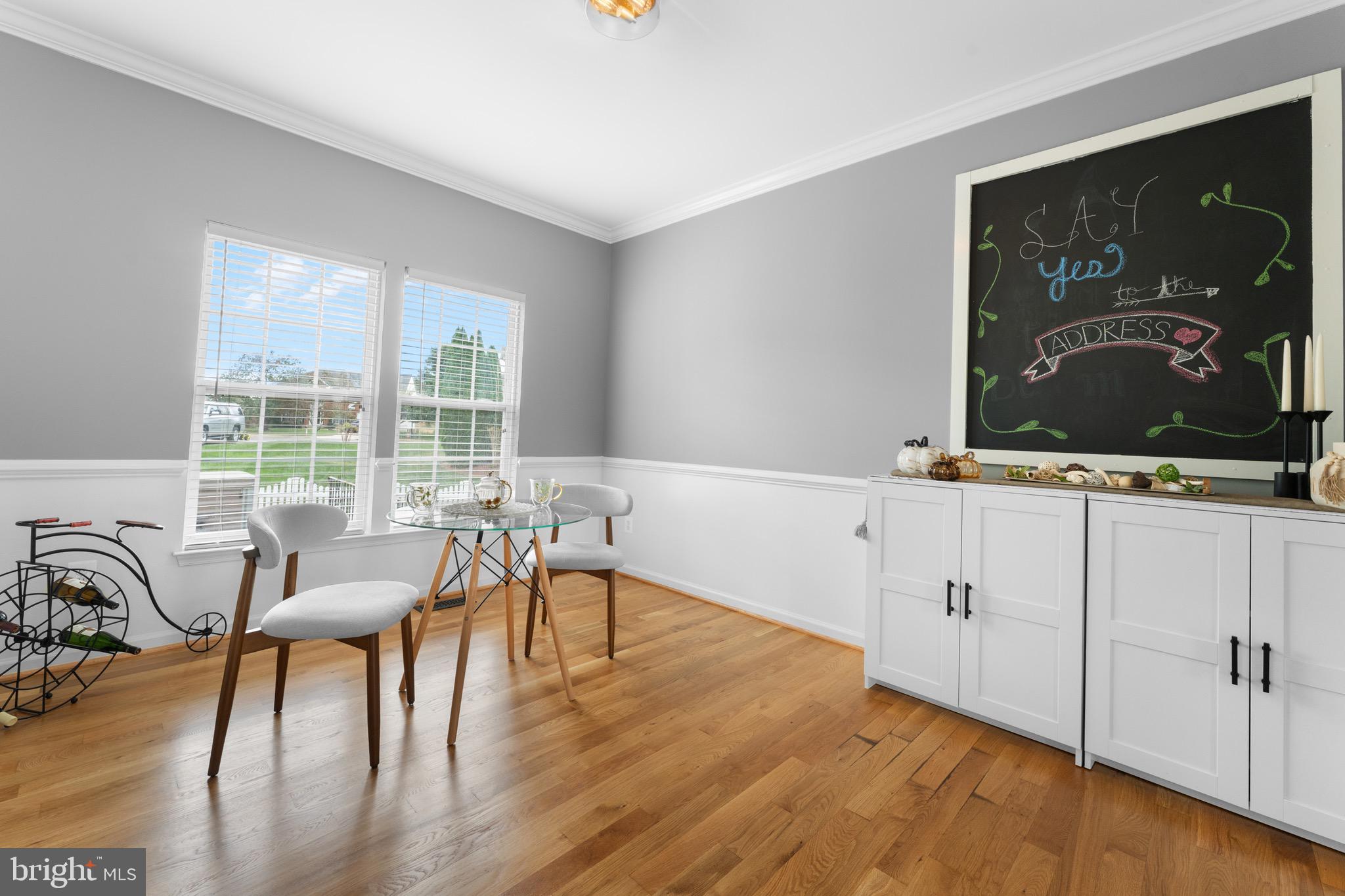 COUNTRY CLUB ESTATES - Residential