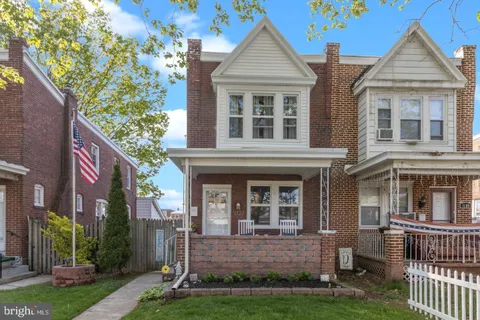 1727 Powell Street, Norristown, PA MLS: PAMC2165588