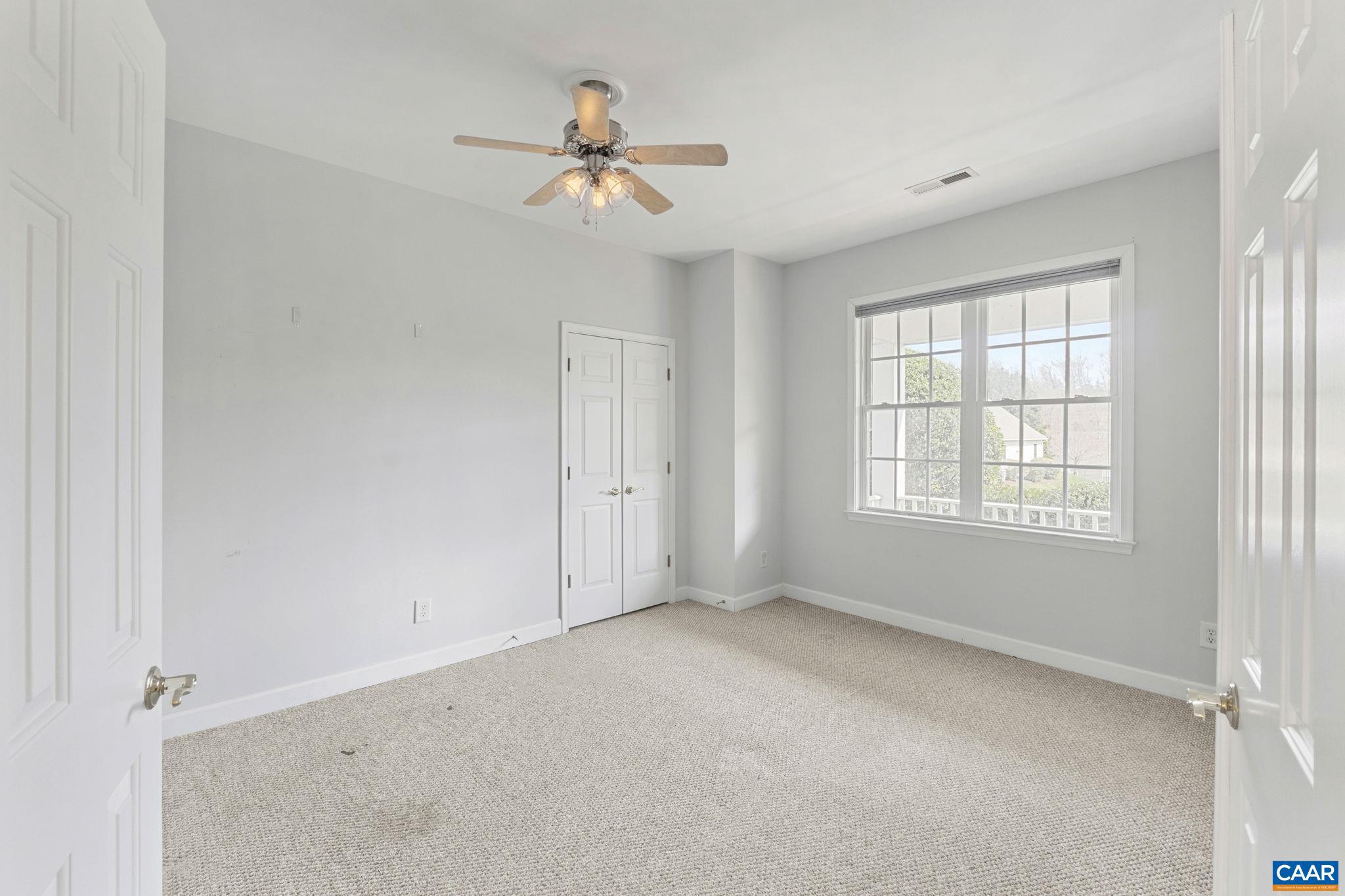 FOREST LAKES SOUTH - Residential