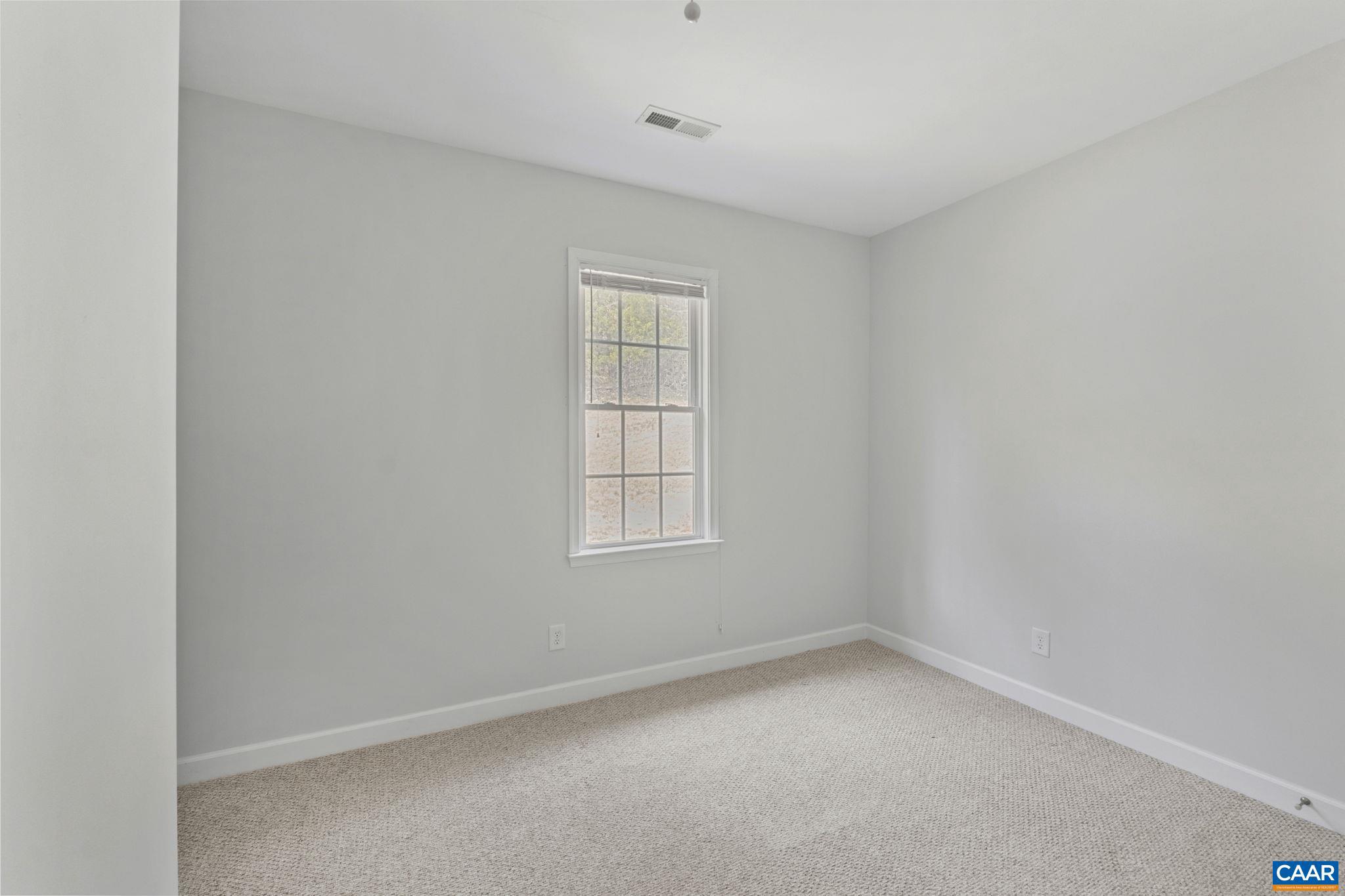 FOREST LAKES SOUTH - Residential