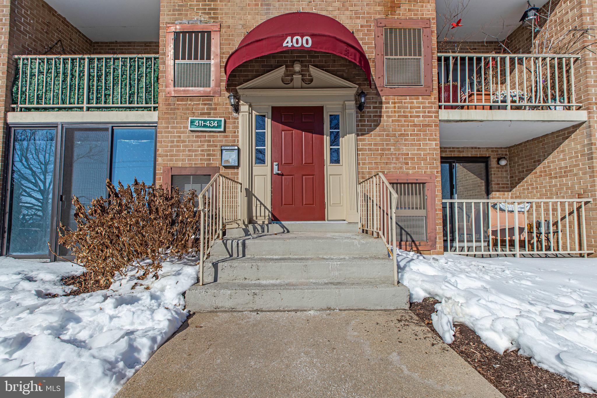 GOVERNOR'S HOUSE - Residential