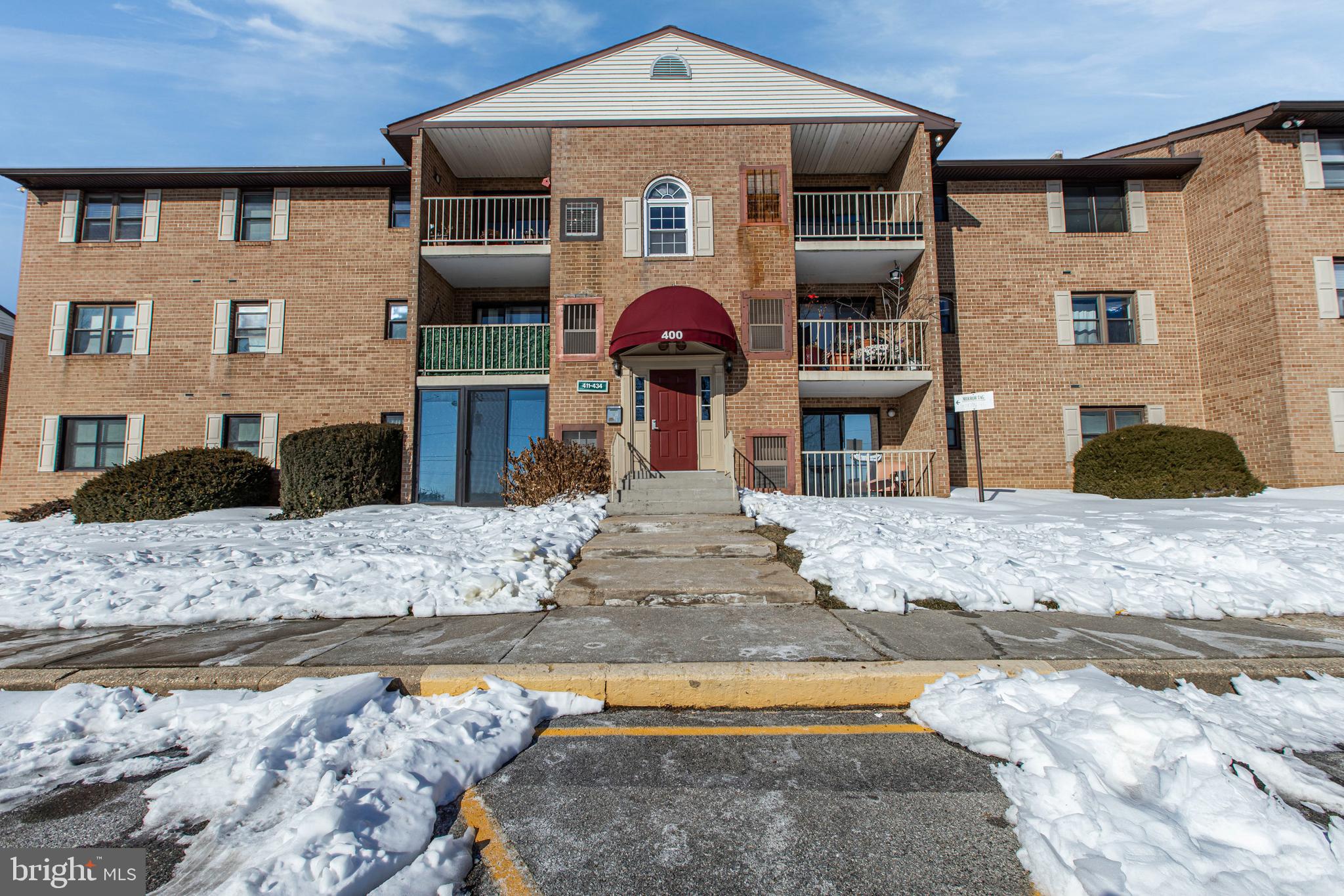 GOVERNOR'S HOUSE - Residential