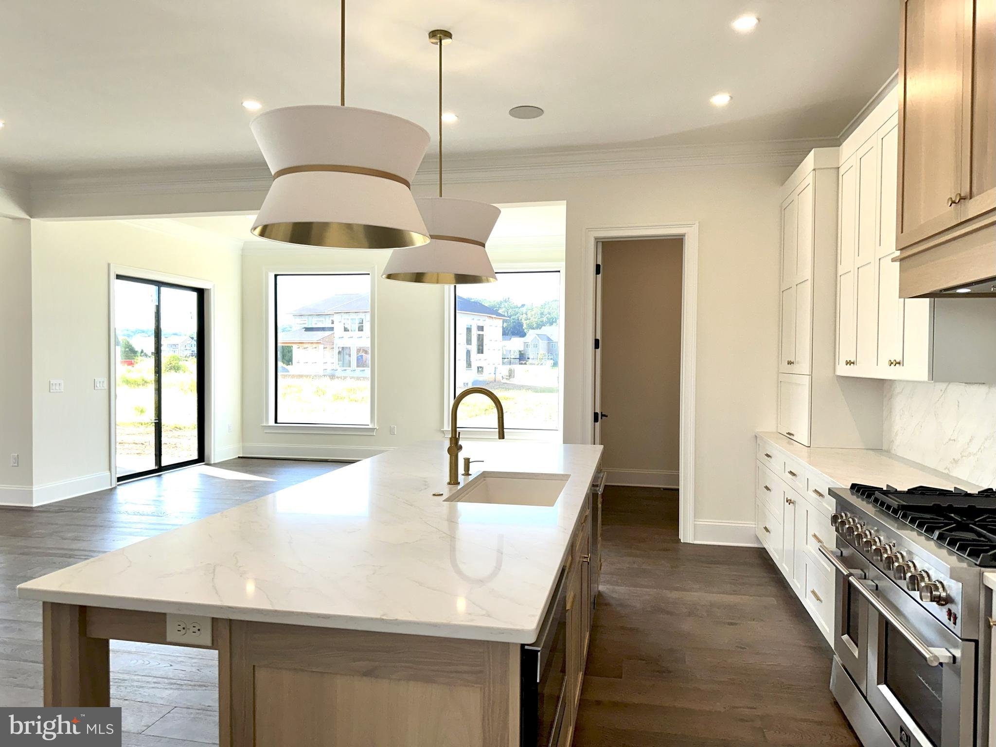 BROOKLAWN - Residential