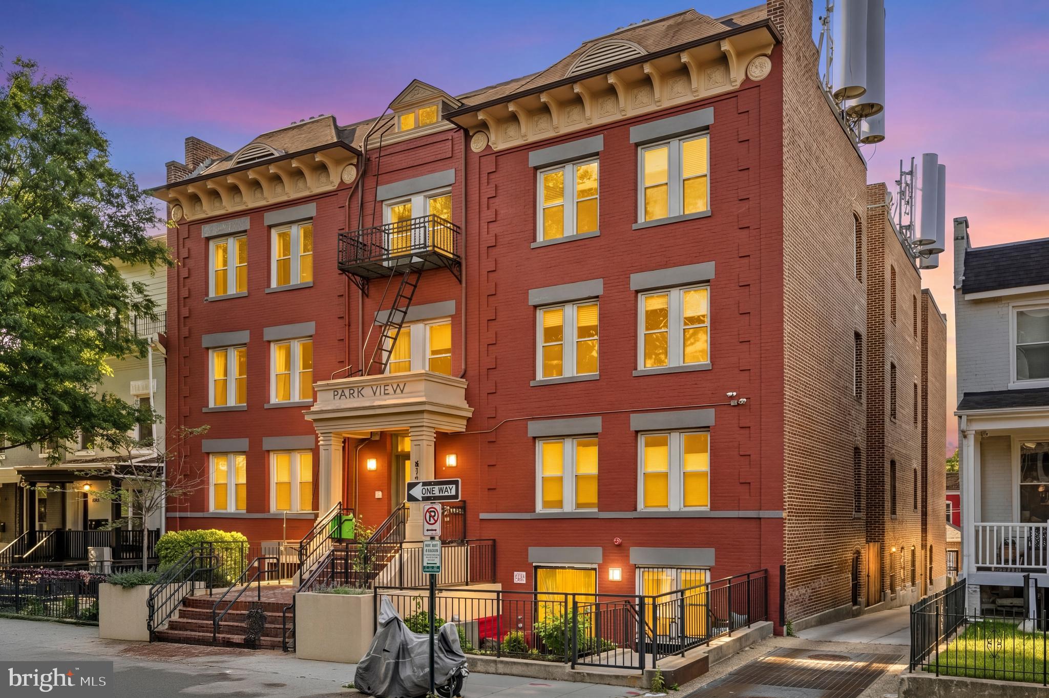 610 IRVING STREET NW 105