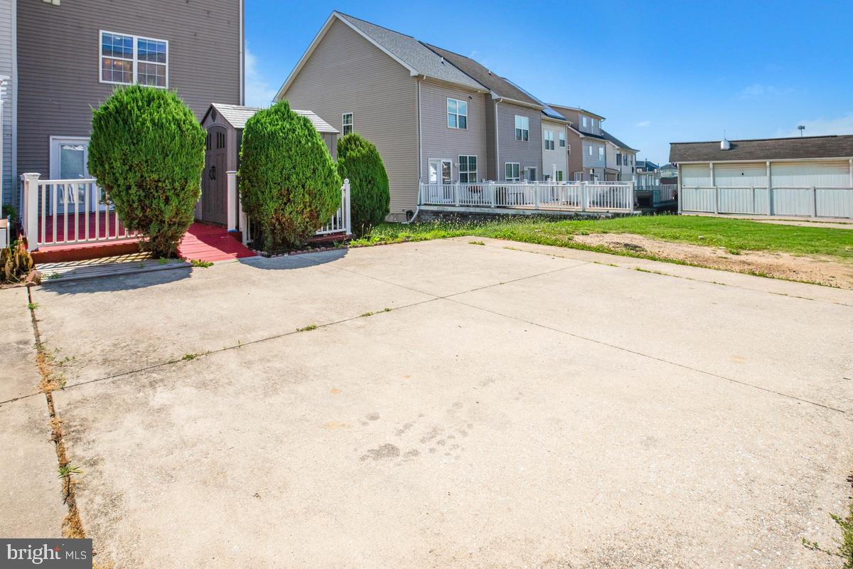 6103 FURLEY WAY