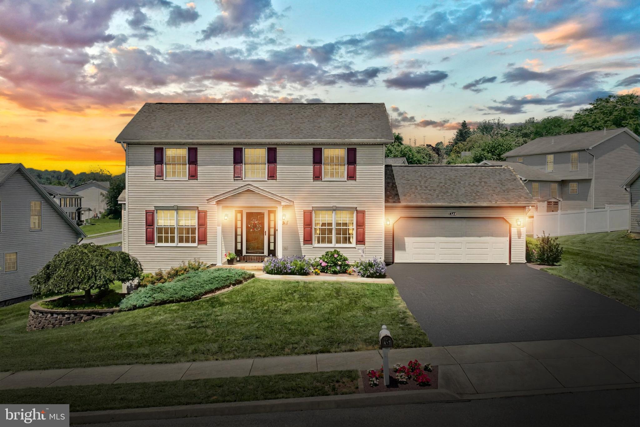 457 CHESTNUT WAY