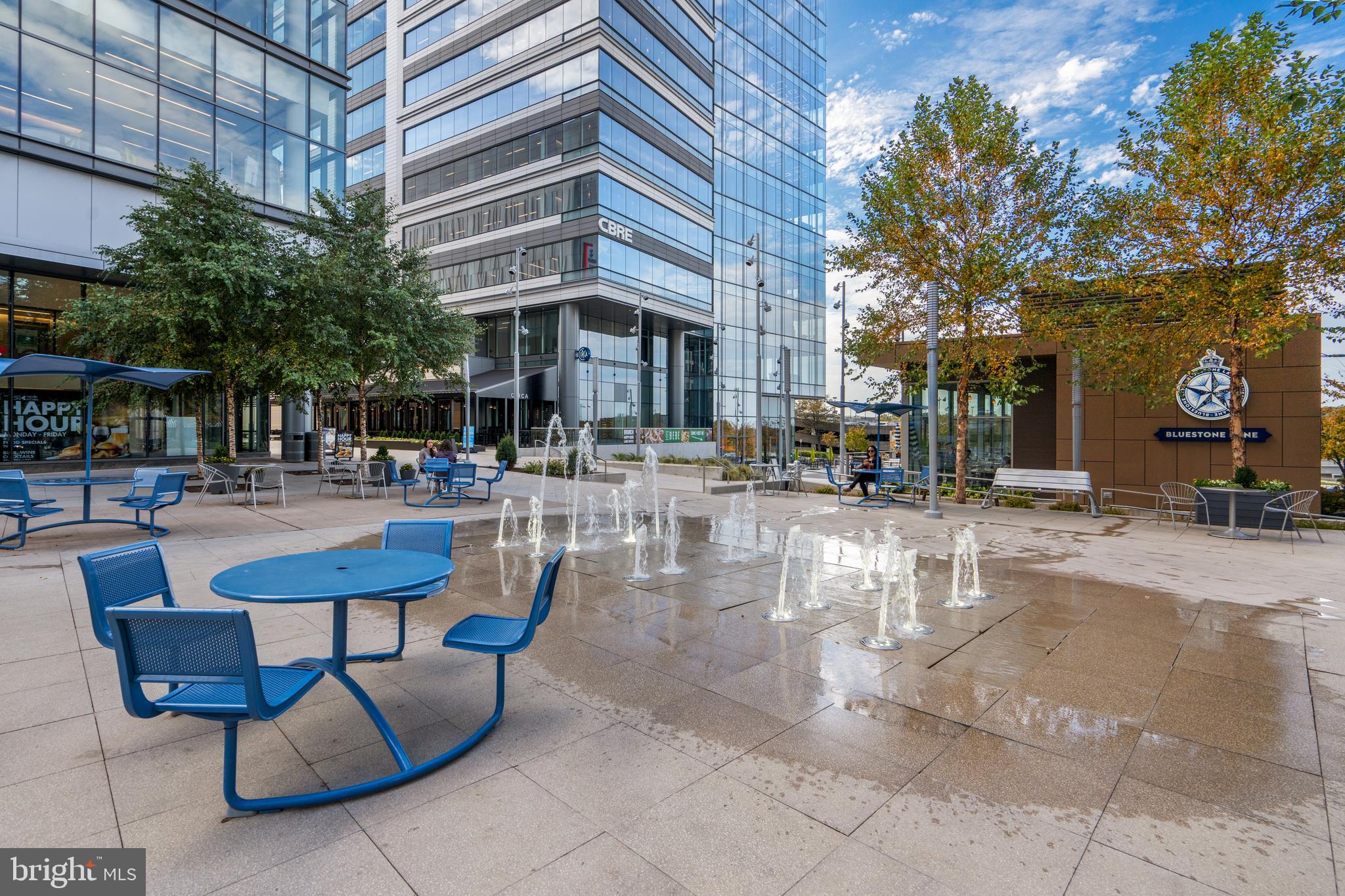 THE VERSE CONDO - Residential