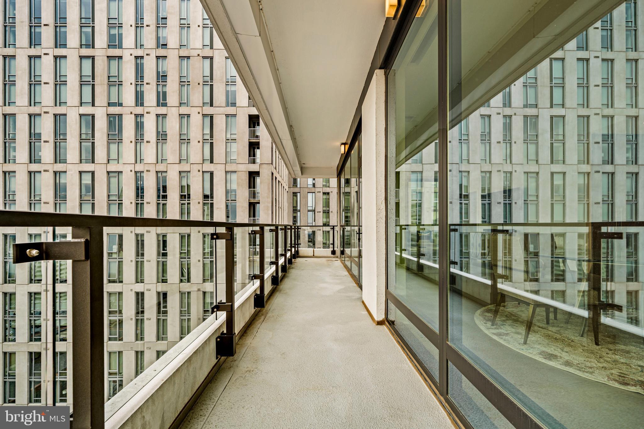 THE VERSE CONDO - Residential