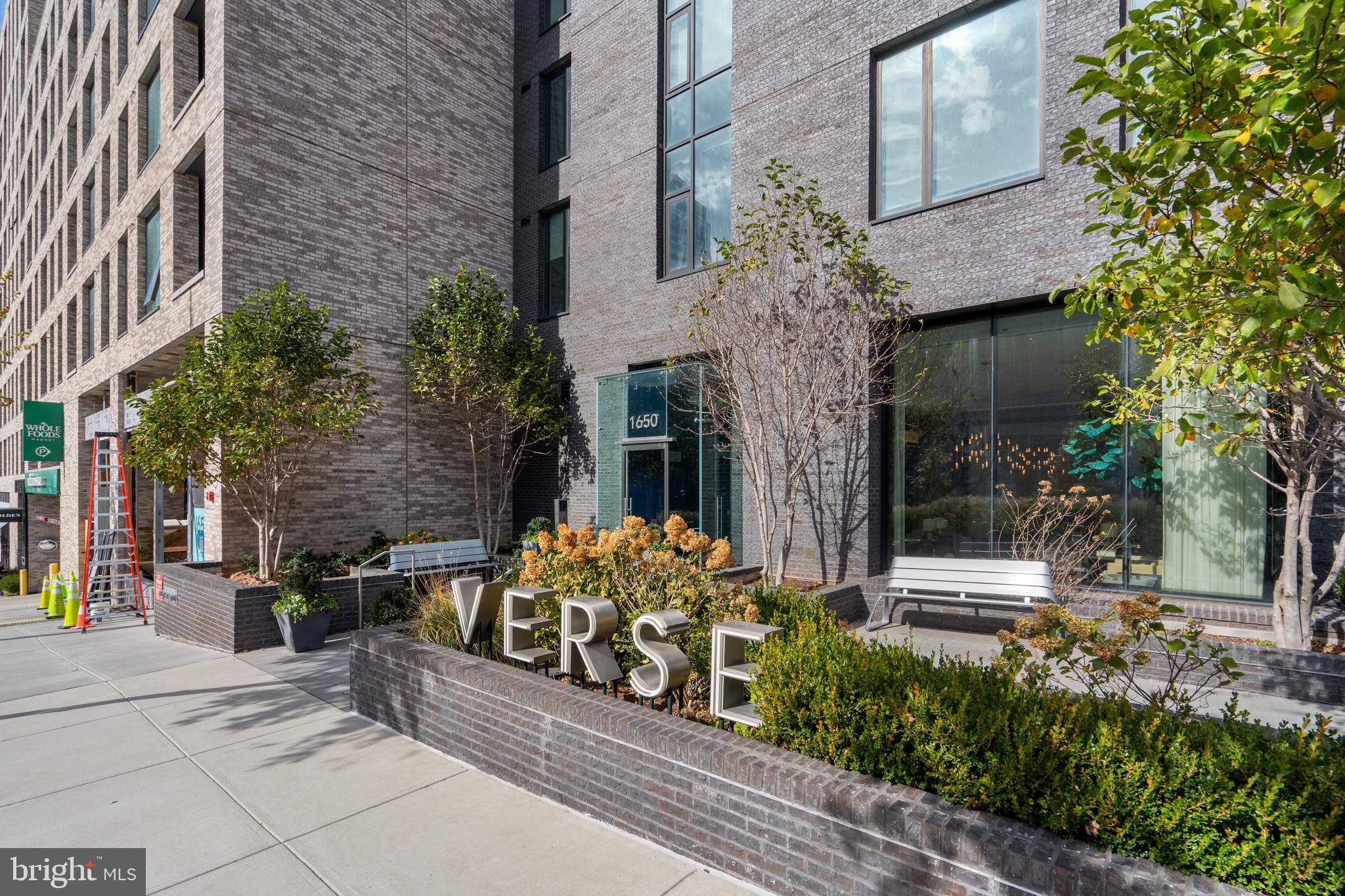 THE VERSE CONDO - Residential