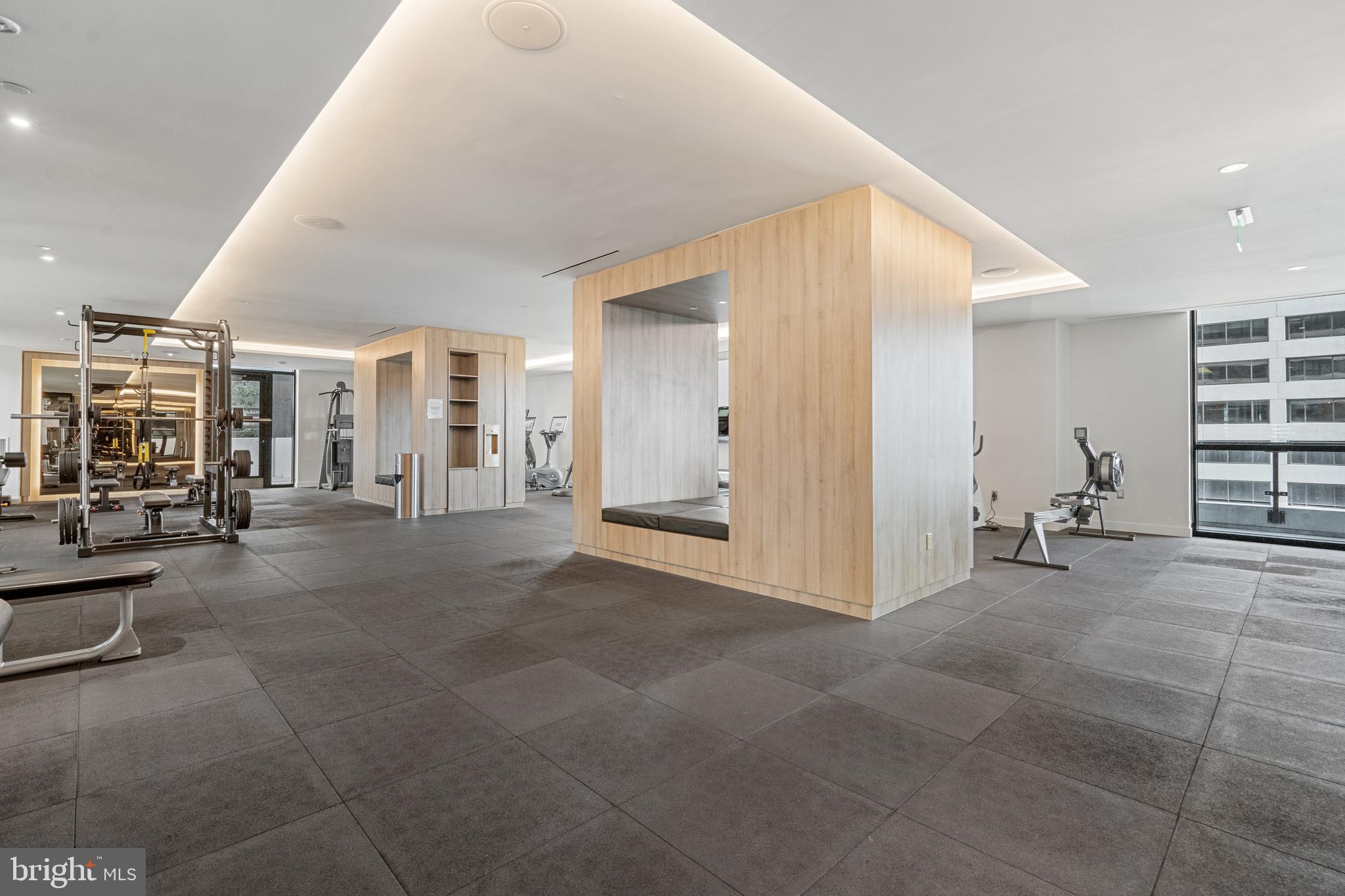 THE VERSE CONDO - Residential