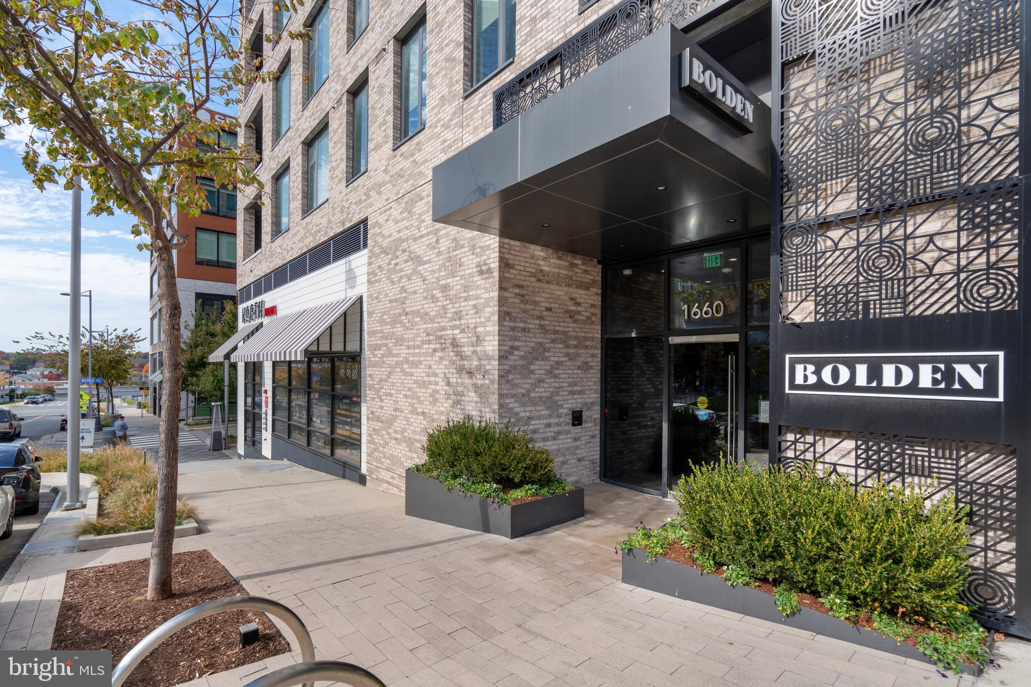 THE VERSE CONDO - Residential