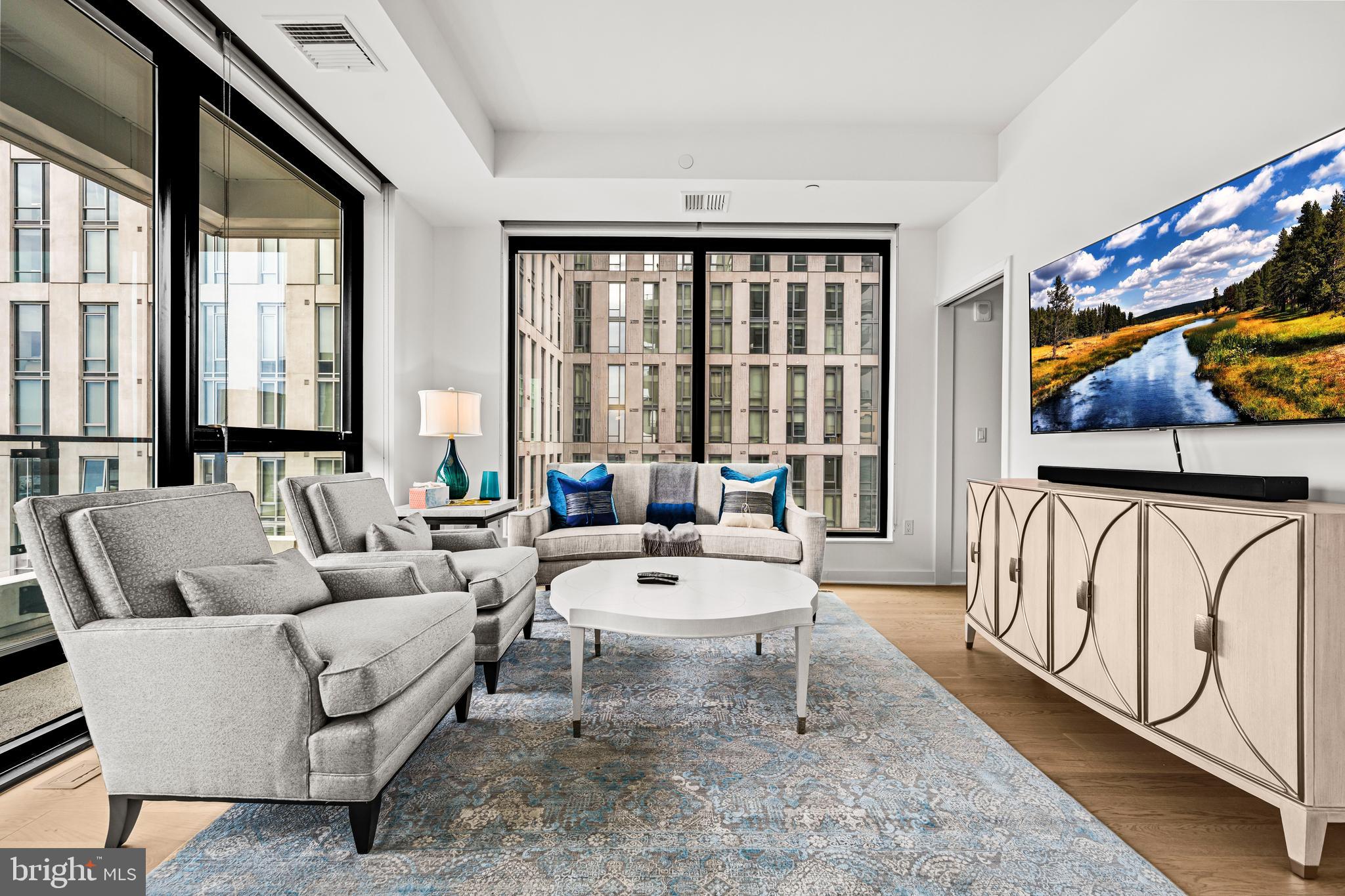 THE VERSE CONDO - Residential