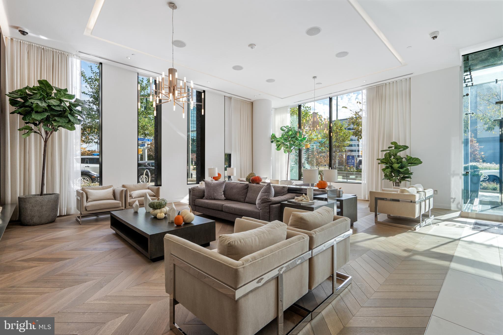 THE VERSE CONDO - Residential