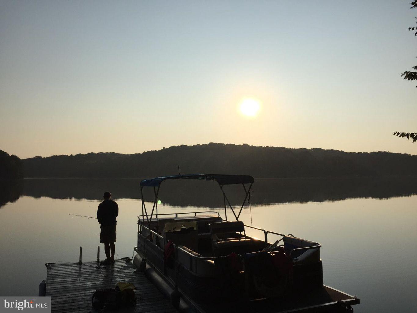 TREASURE LAKE - Residential