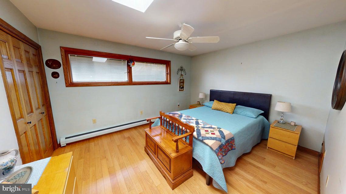 TREASURE LAKE - Residential