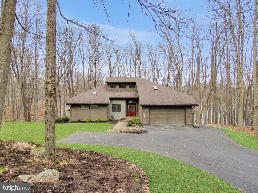 TREASURE LAKE - Residential