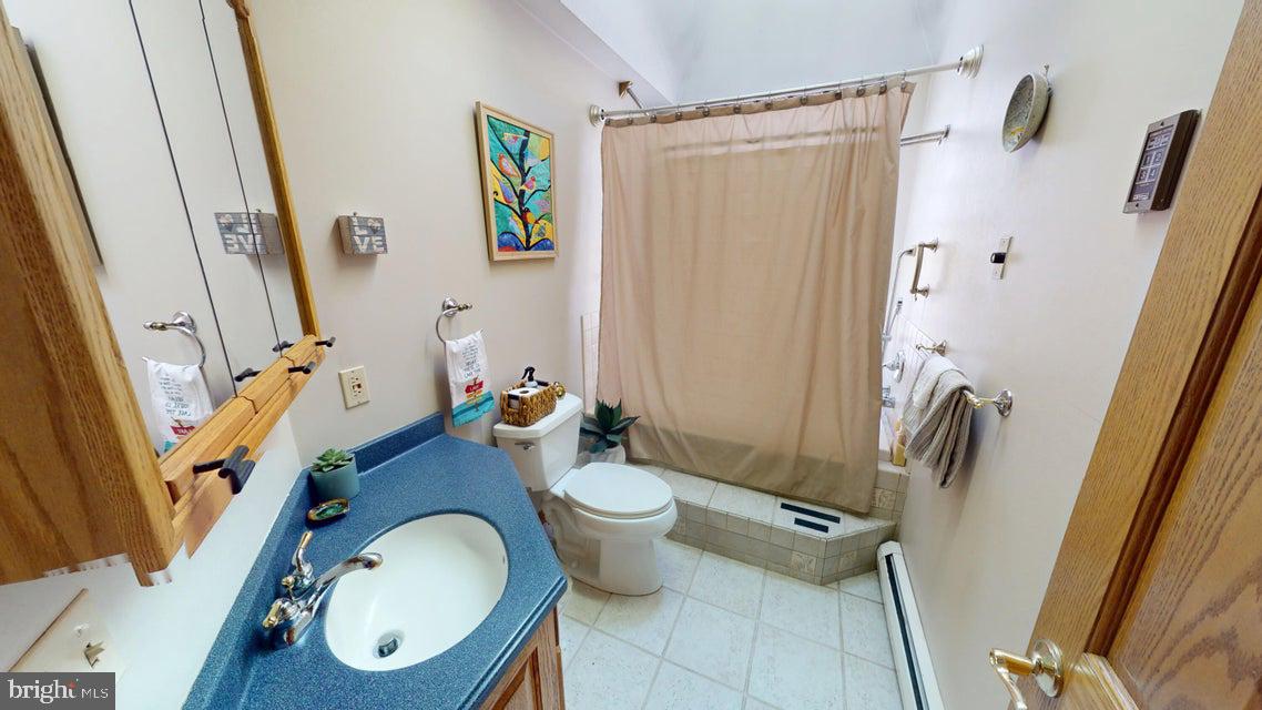 TREASURE LAKE - Residential