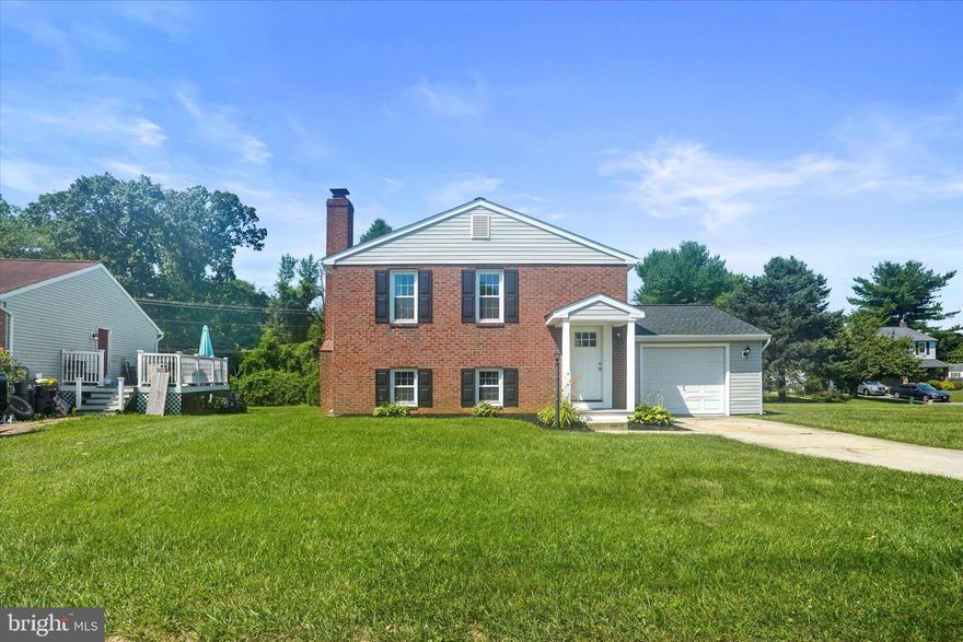 Attention Home Buyers WELCOME HOME to this two  year old rehab in move in condition. Beautiful white kitchen with granite tops and stainless appliances, trendy gray laminate flooring, completely remodeled bathrooms, large corner lot with 1 car garage all walking distance to the elementary school. Hurry this one will go quickly.