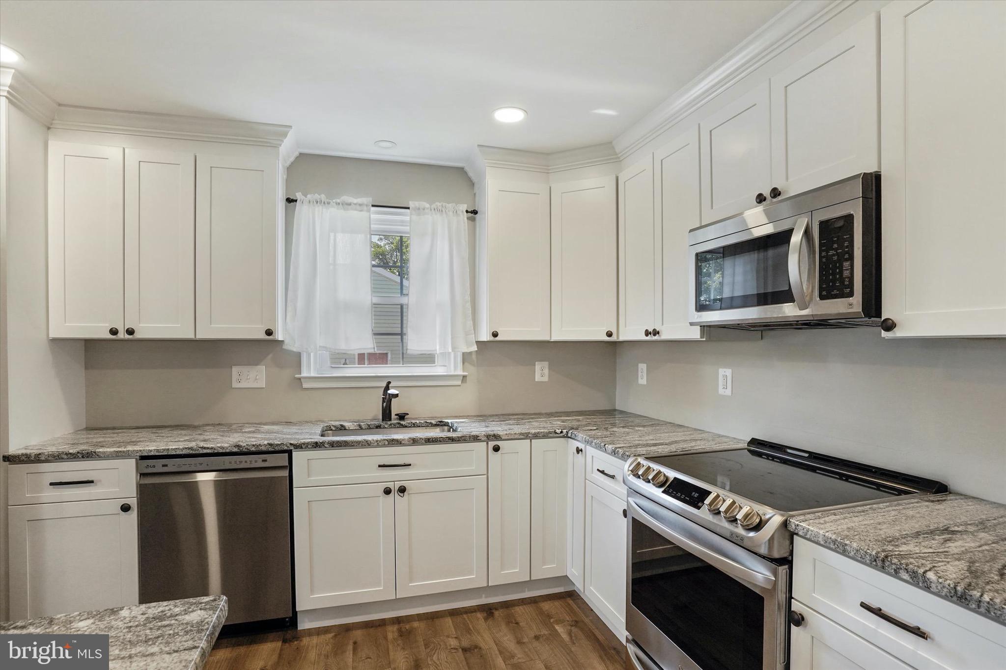 PARLIAMENT RIDGE - Residential