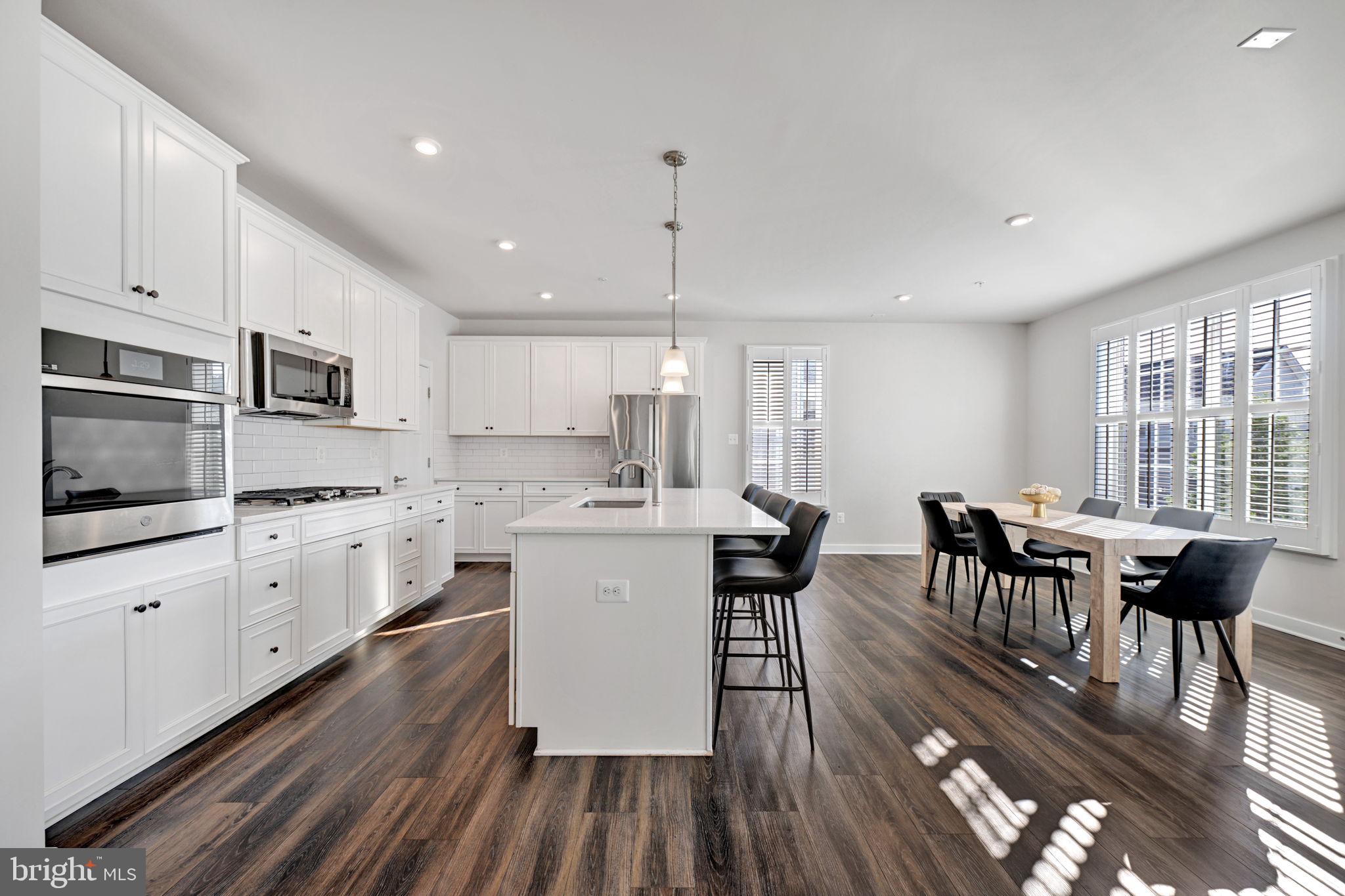 2926 QUARRY CIRCLE