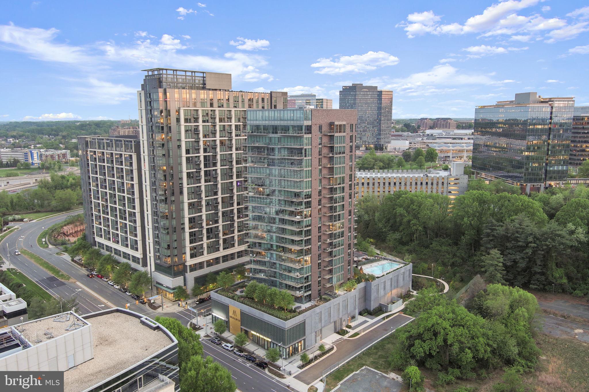TYSONS CORNER - Residential