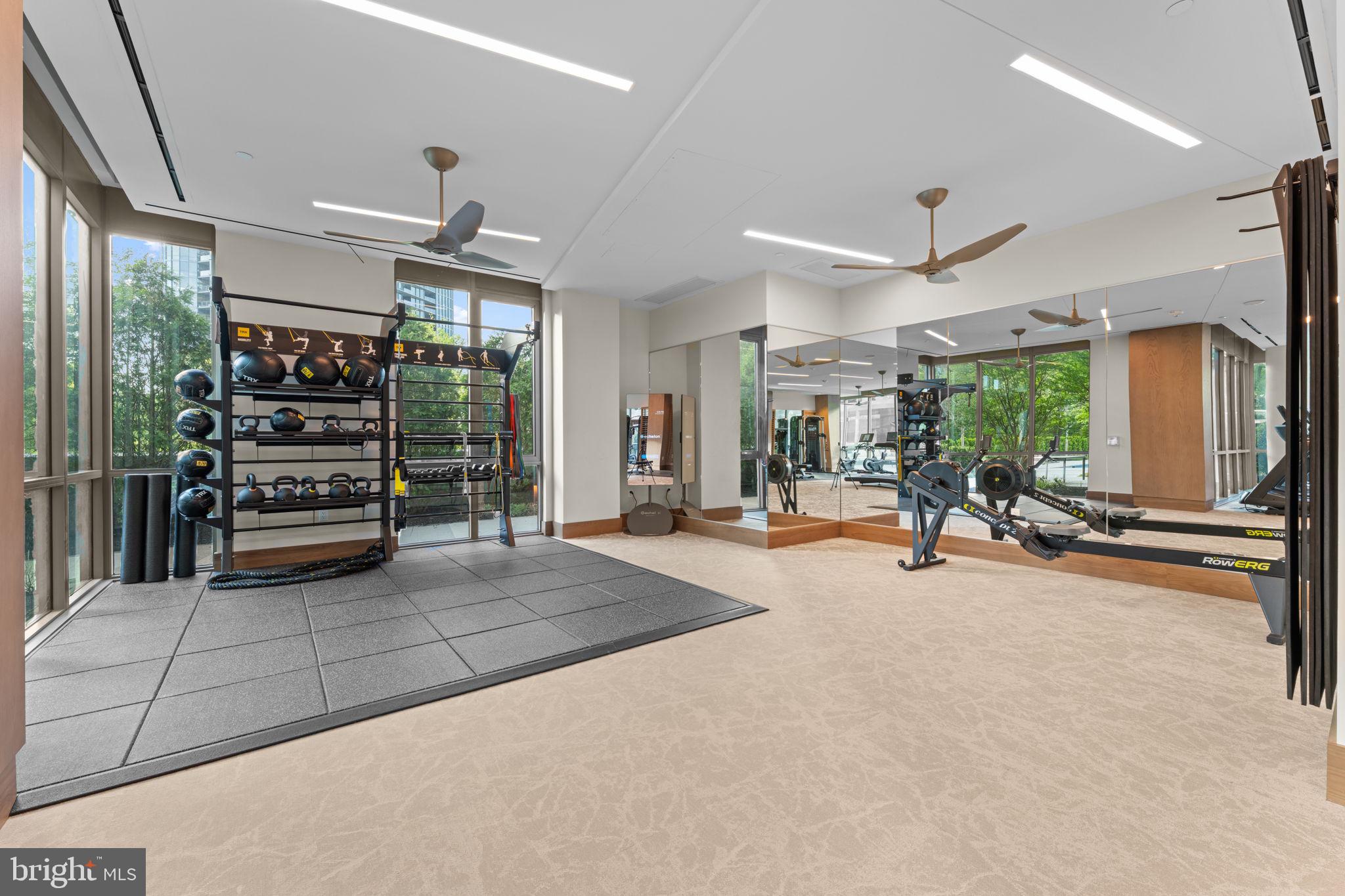 TYSONS CORNER - Residential