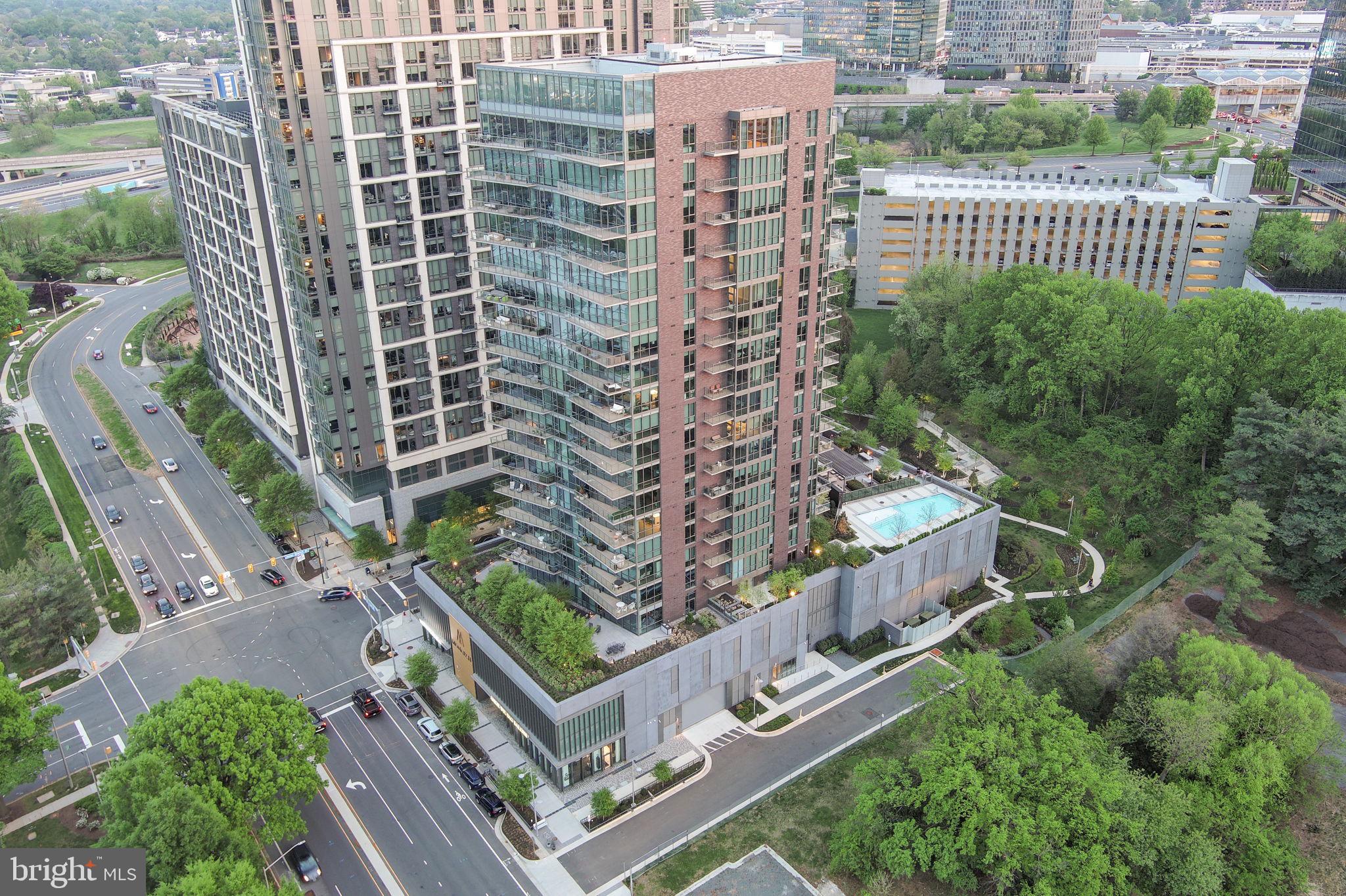 TYSONS CORNER - Residential