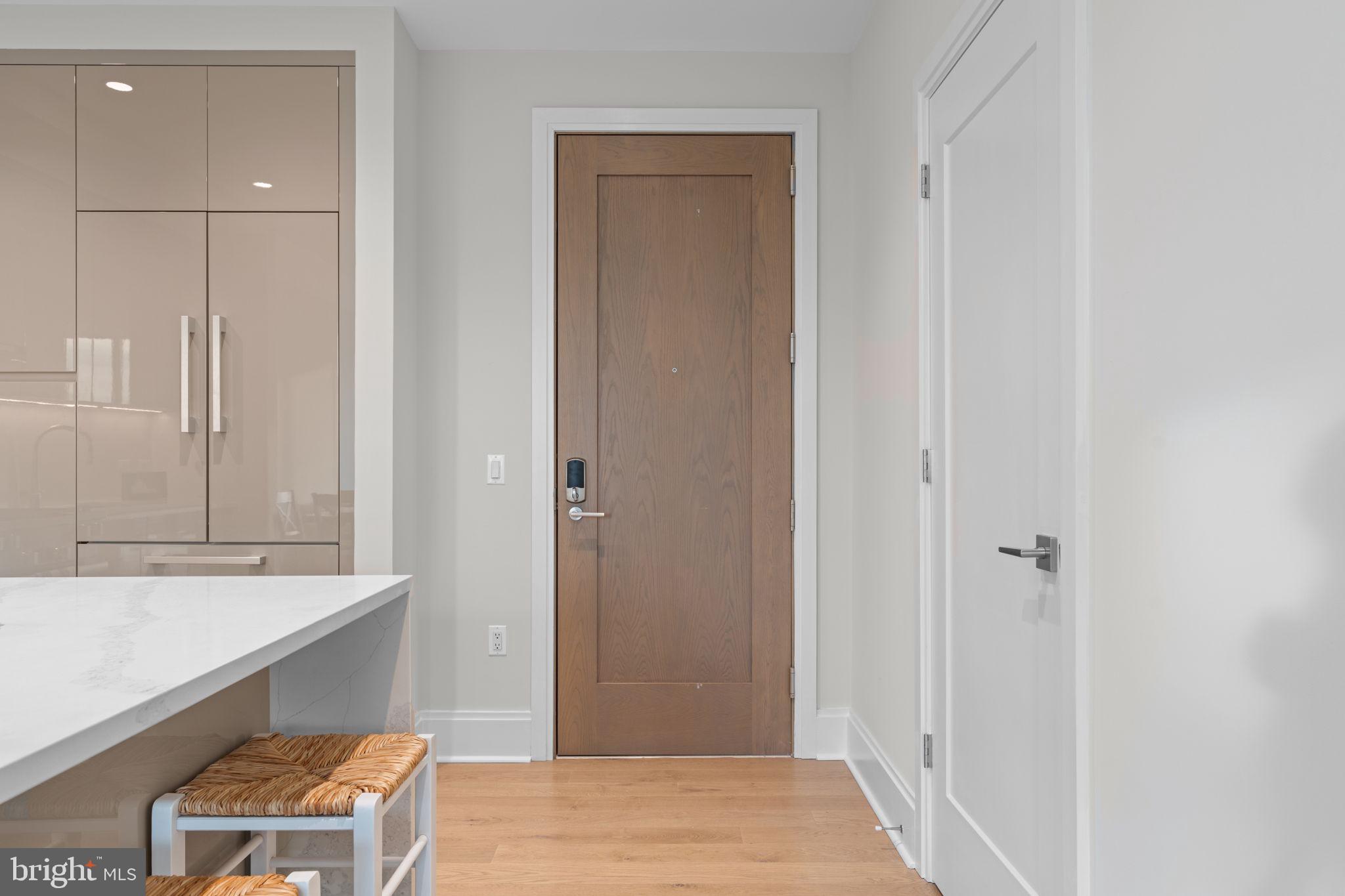 TYSONS CORNER - Residential