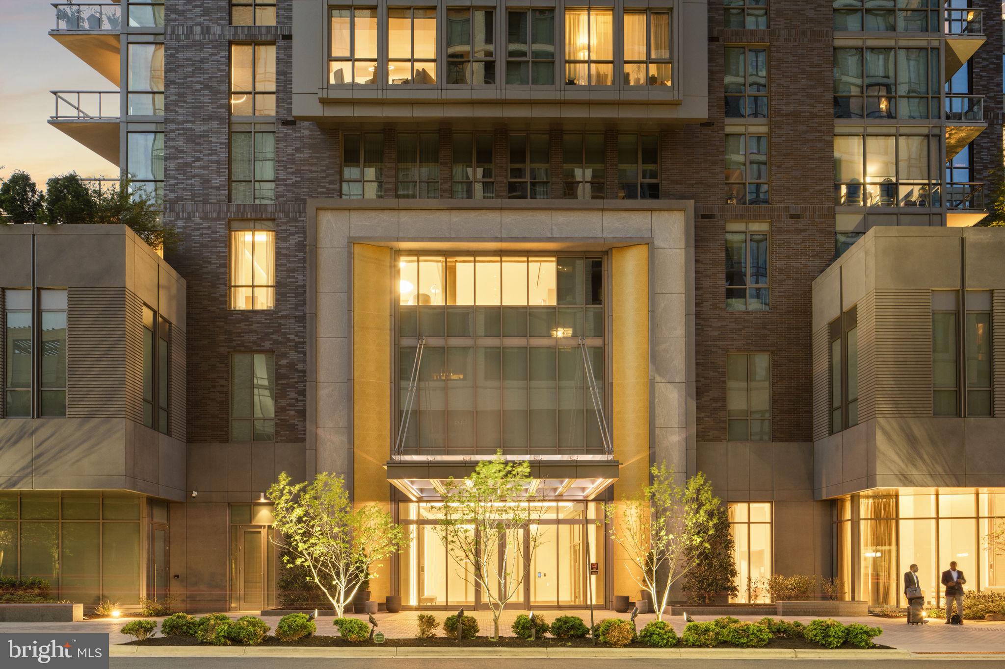 TYSONS CORNER - Residential