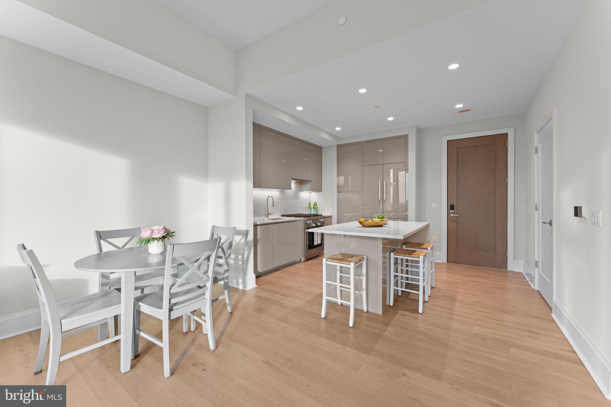 TYSONS CORNER - Residential